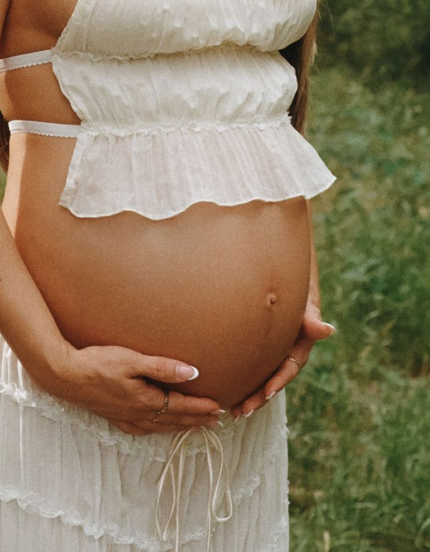 Bettany – Ruffled design – Maternity dress