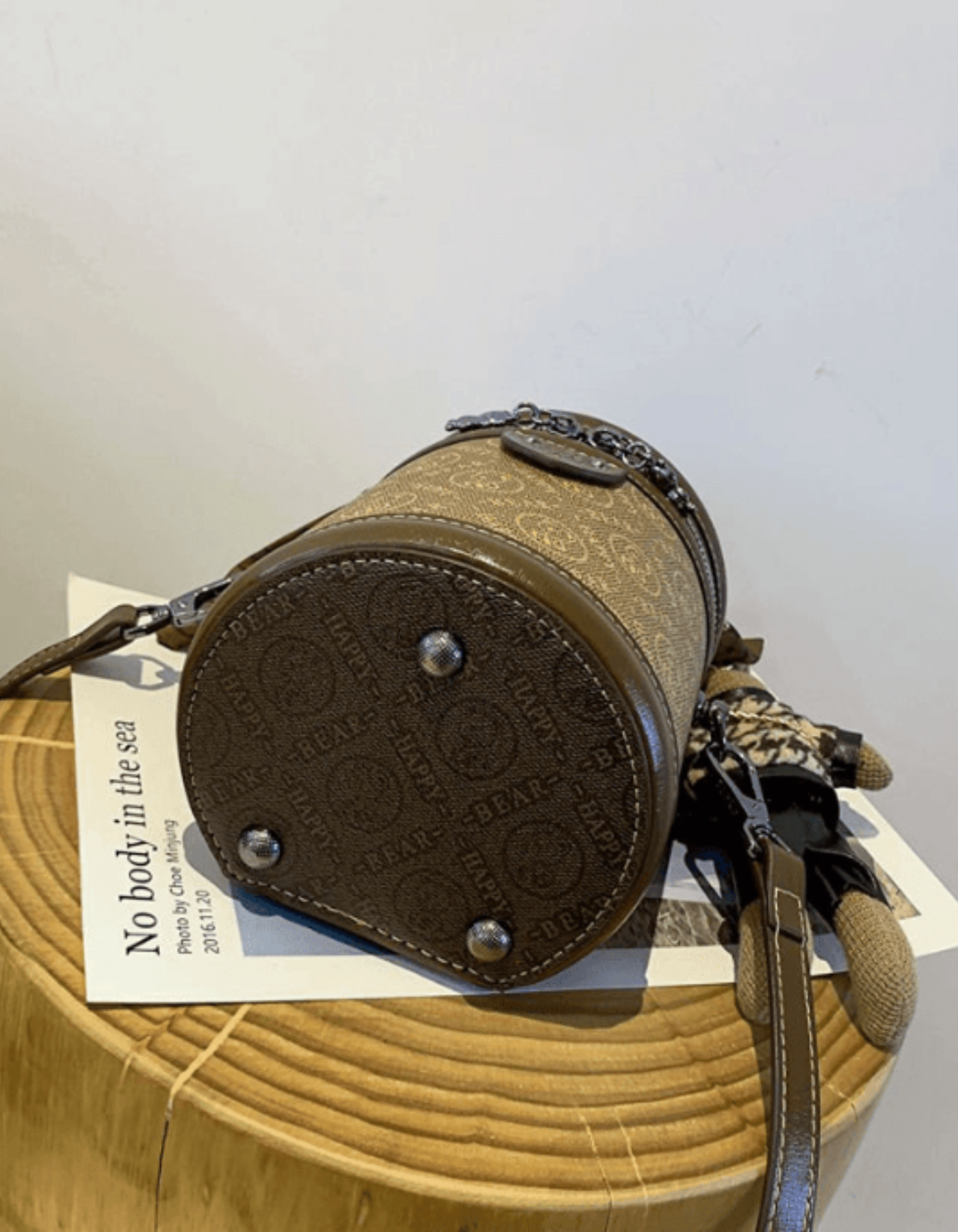 Capucinetta – Monogram bunny detail – Crossbody handbag