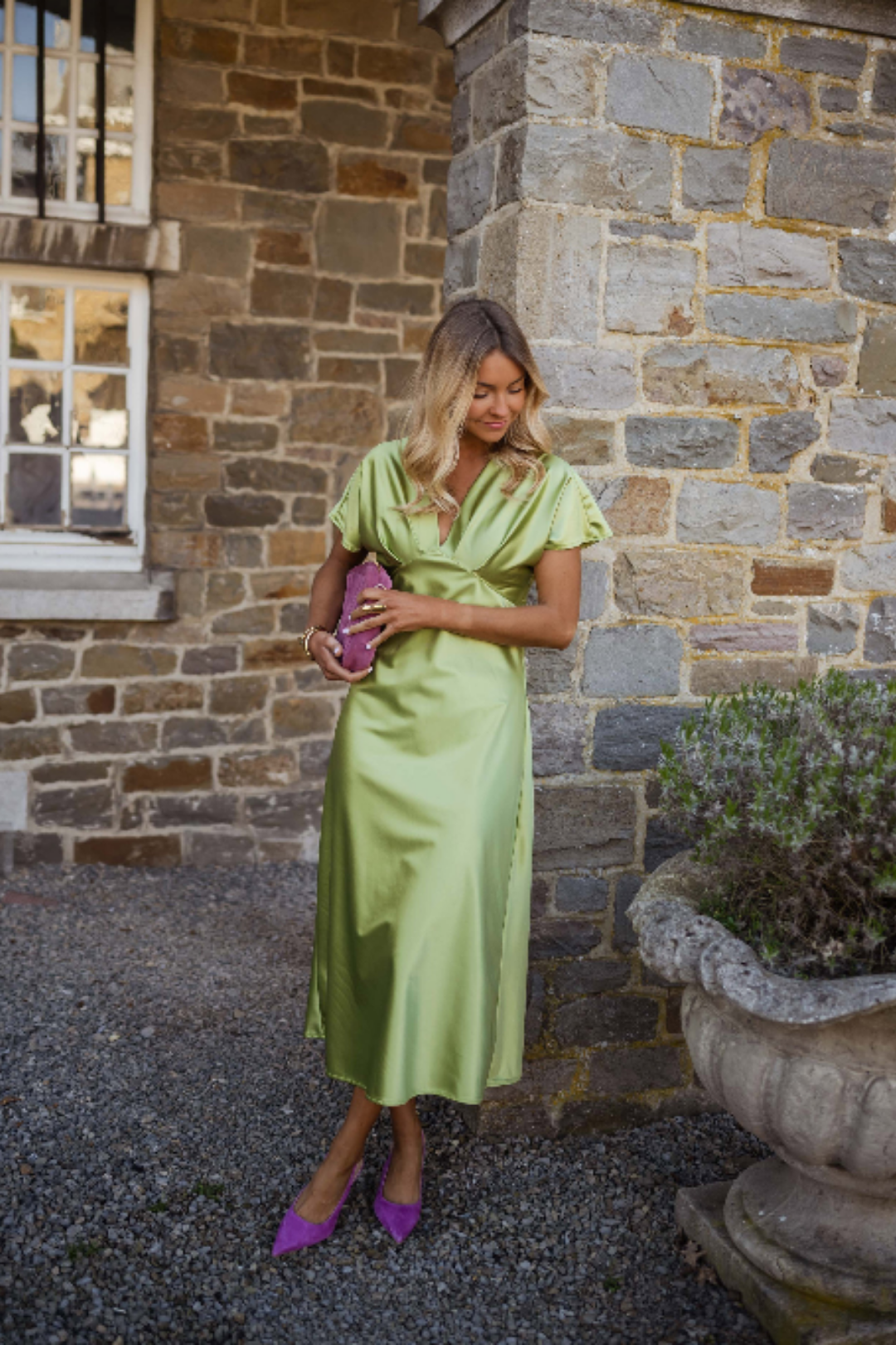 Laura – Glossy finish – Midi dress