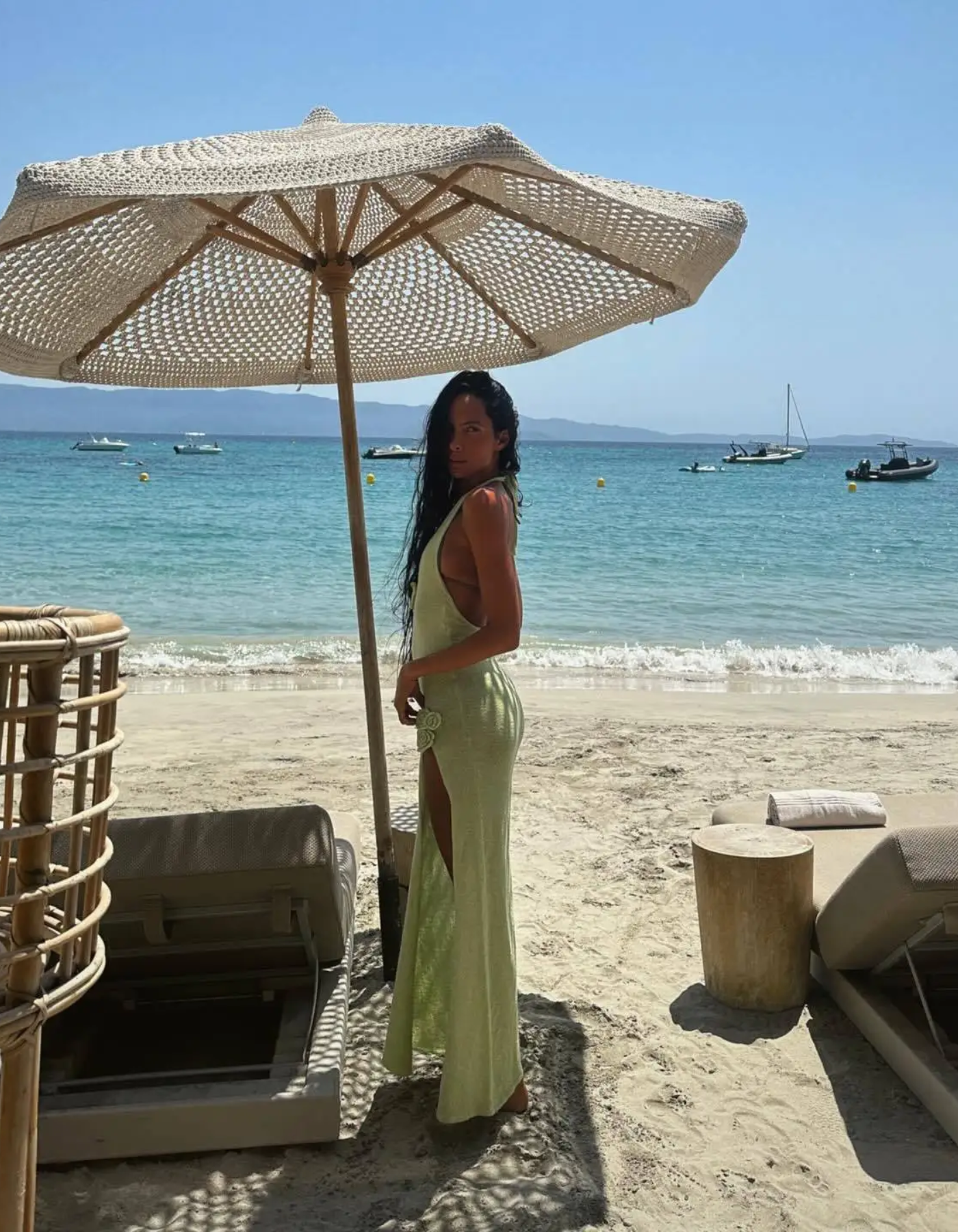 Frances – Elegant halter design – Beachside gown