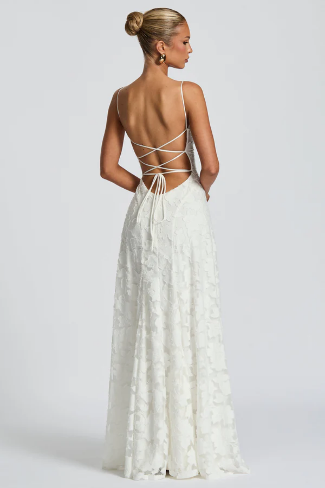 Lunariare – Floral lace elegance – Maxi dress