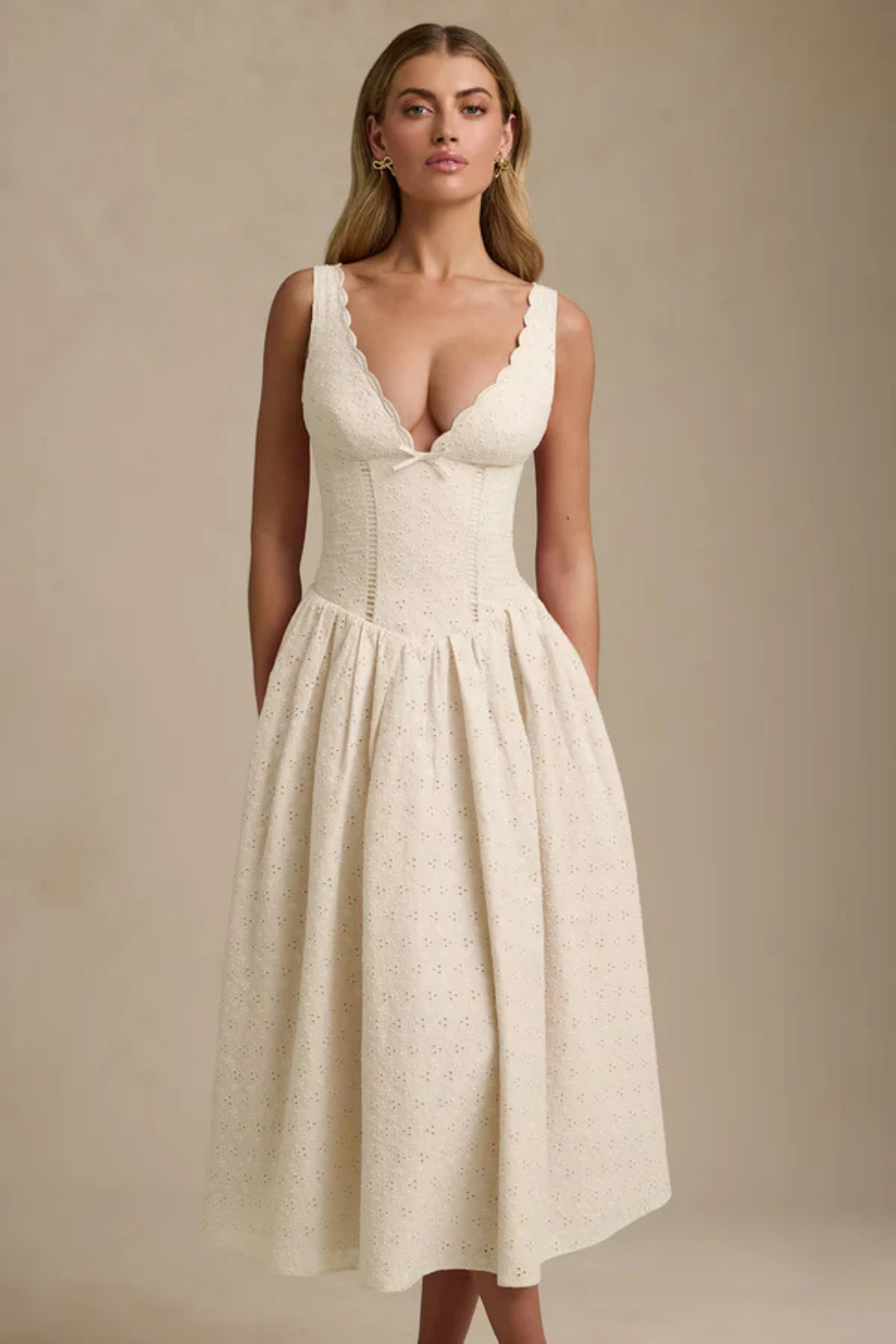 Izabella – Feminine charm – Midi dress