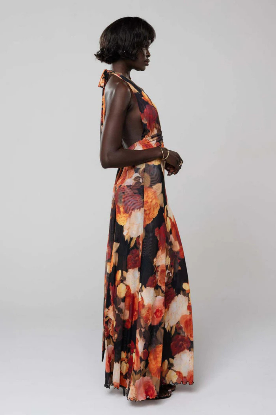 Calista – Abstract pattern – Halter neck maxi dress