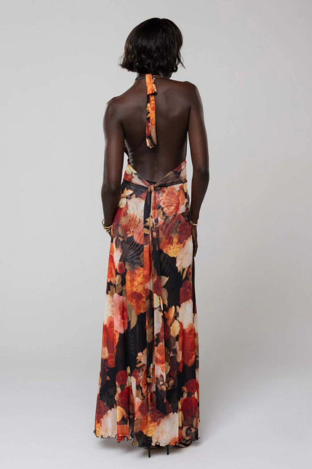 Calista – Abstract pattern – Halter neck maxi dress