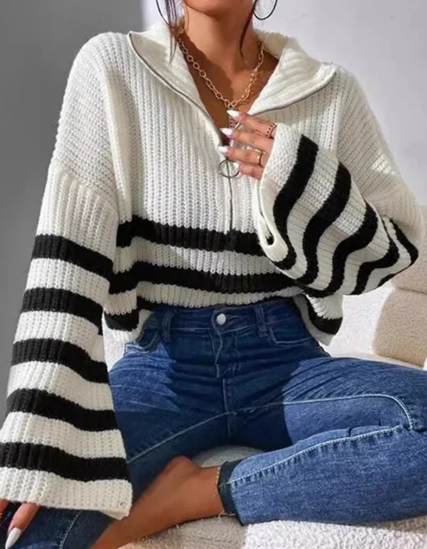 Liora – Striped Zip-Up – Sweater