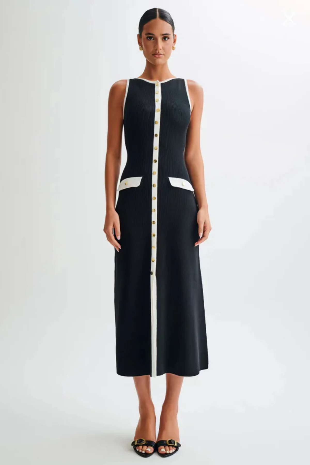 Gianna – Elegant Contrast – Ribbed Midi Dress