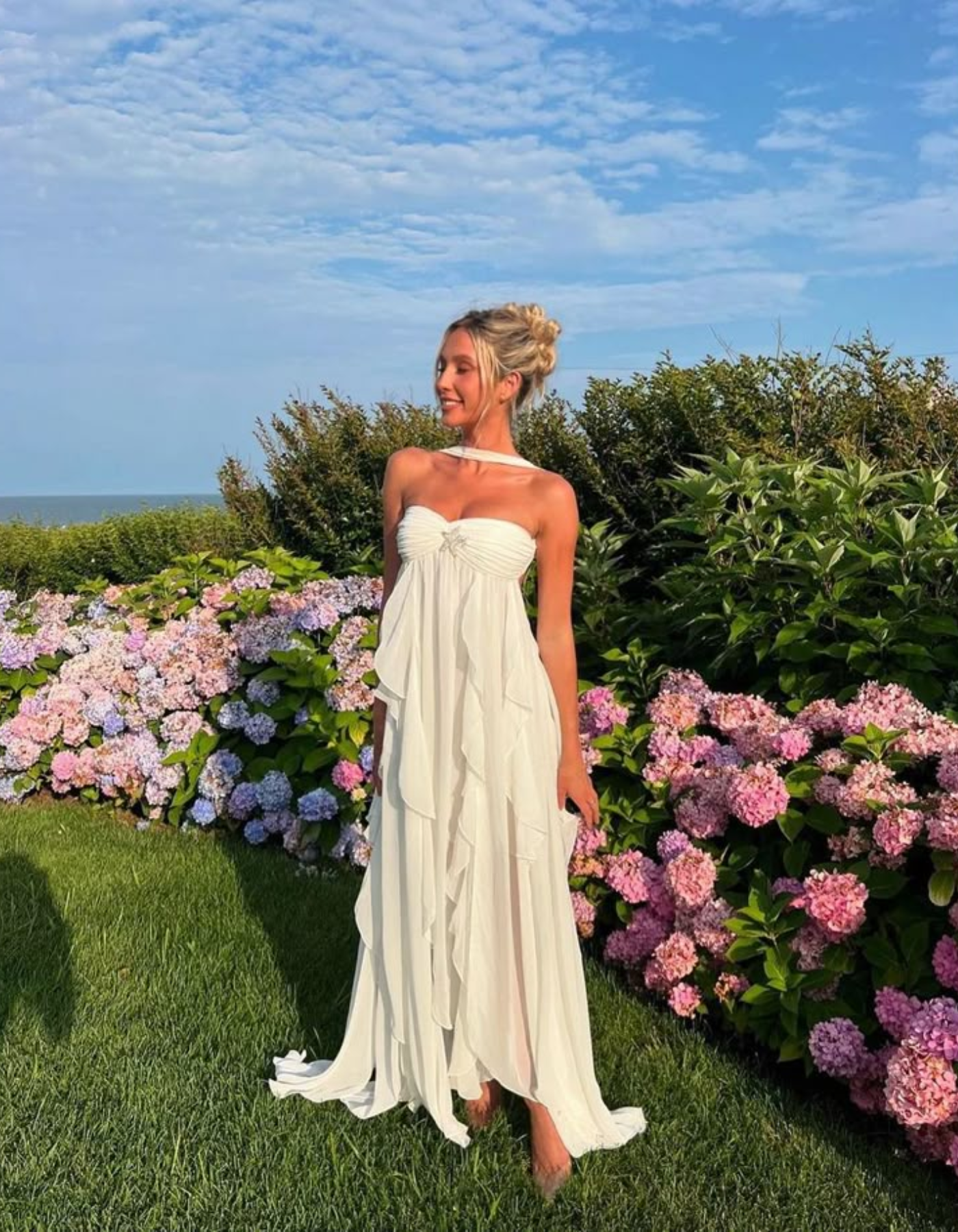 Celia – Romantic ruffle details – Evening gown