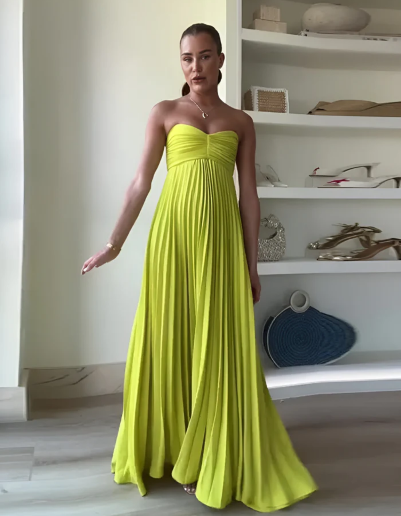 Tara – Pleated design – Strapless dress