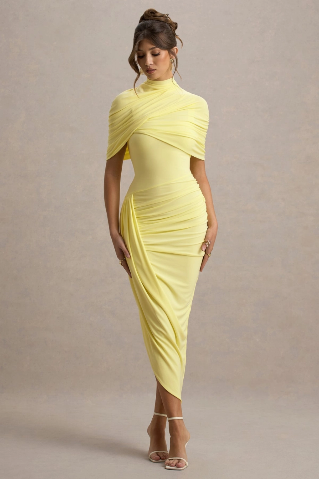 Serelisse – Draped shoulder detail – Midi dress