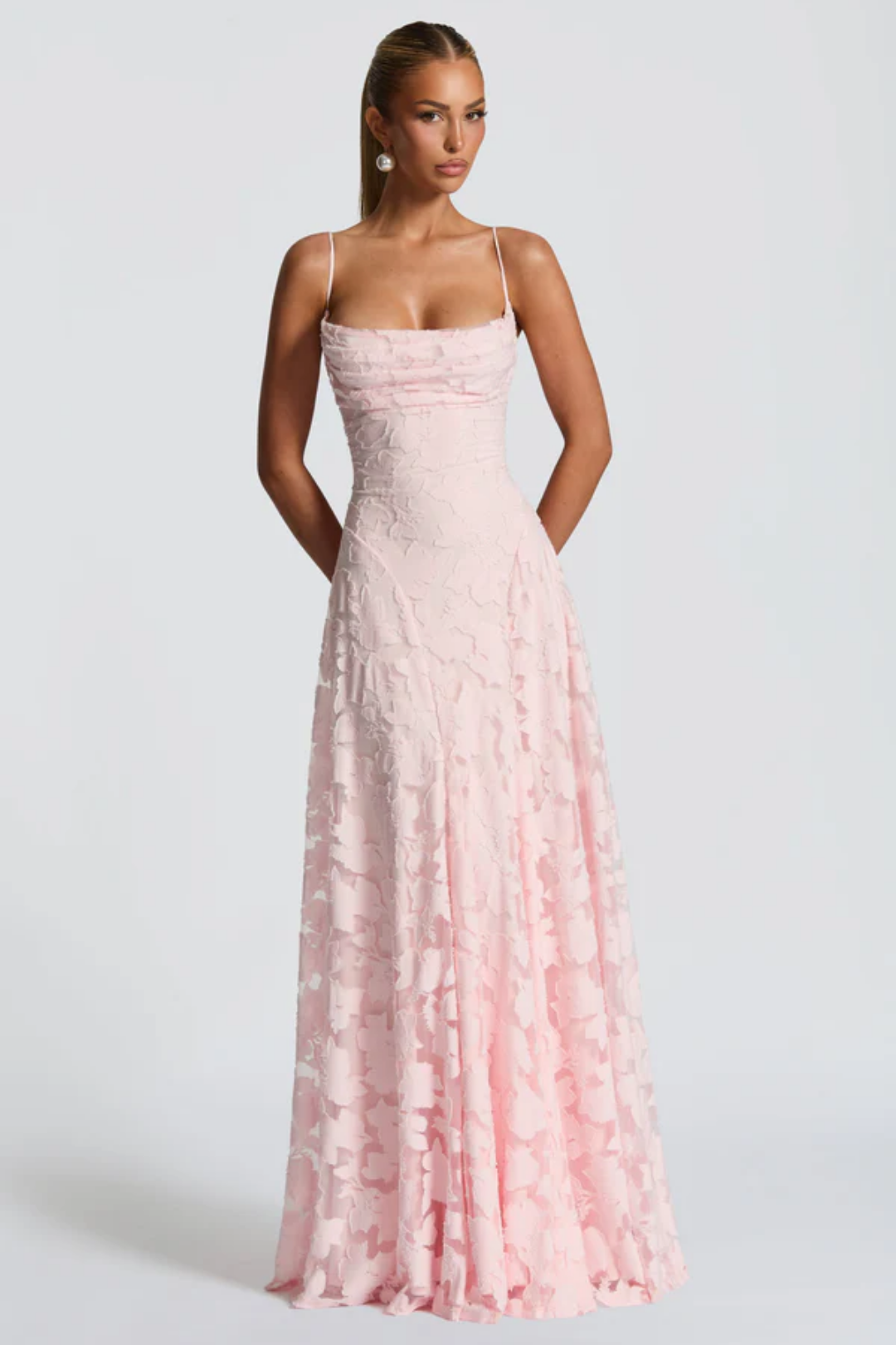 Lunariare – Floral lace elegance – Maxi dress