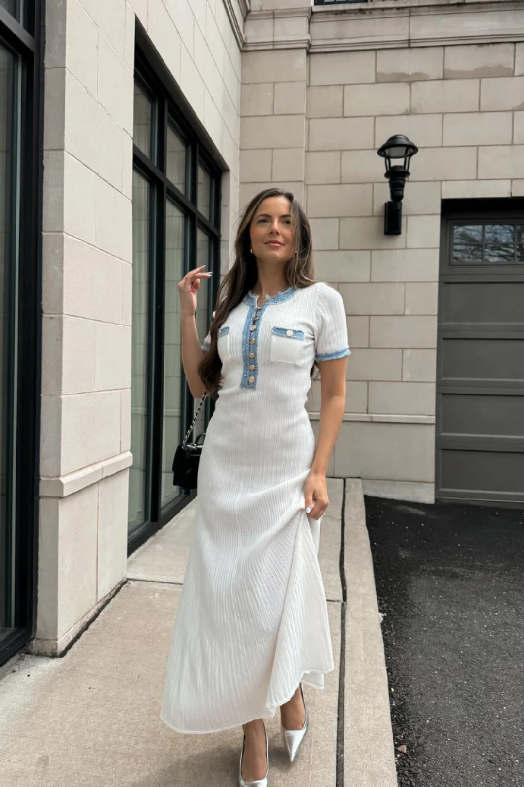 Zienna – Chic denim accents – Midi dress