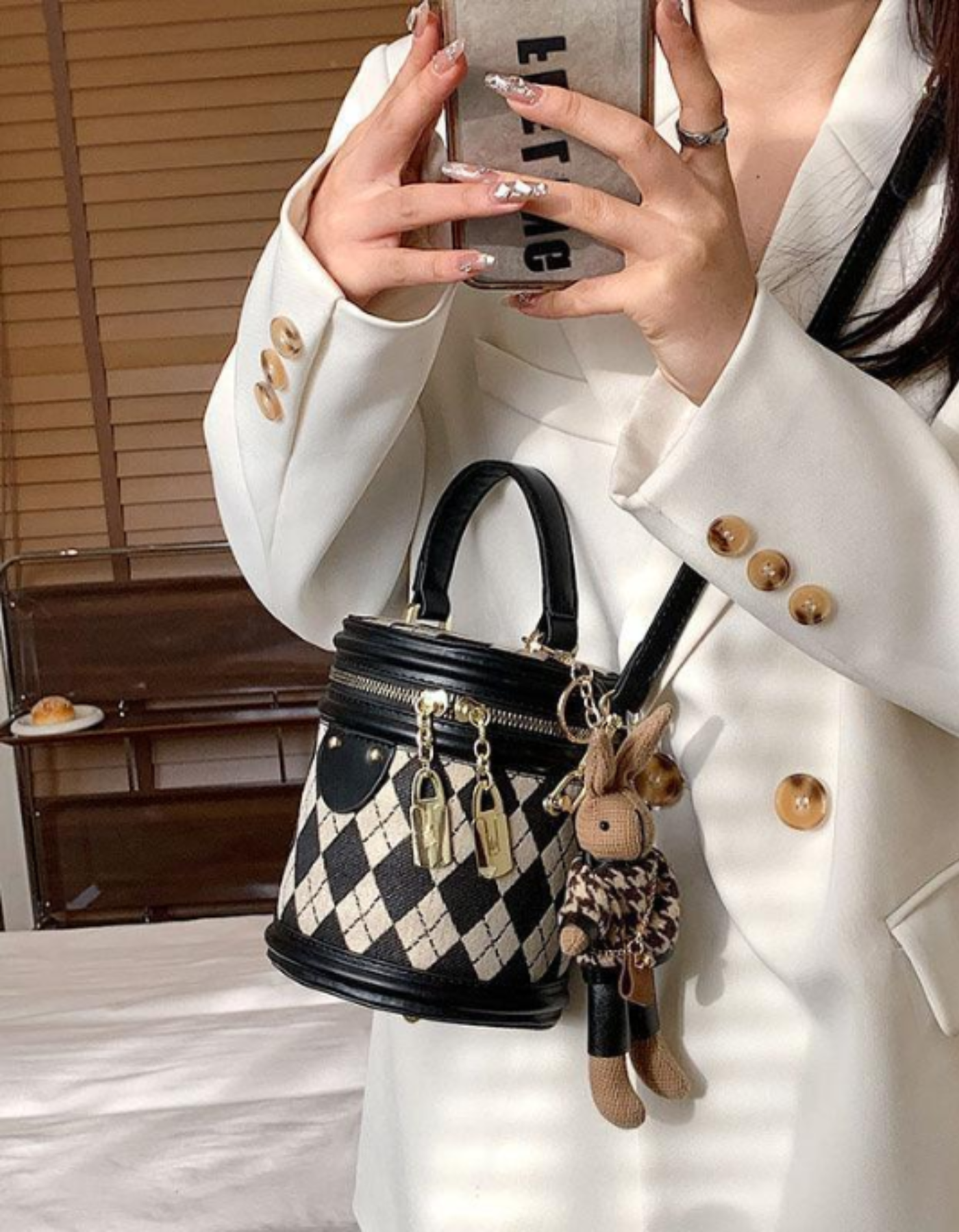 Tessalyn – Argyle bunny charm – Crossbody handbag