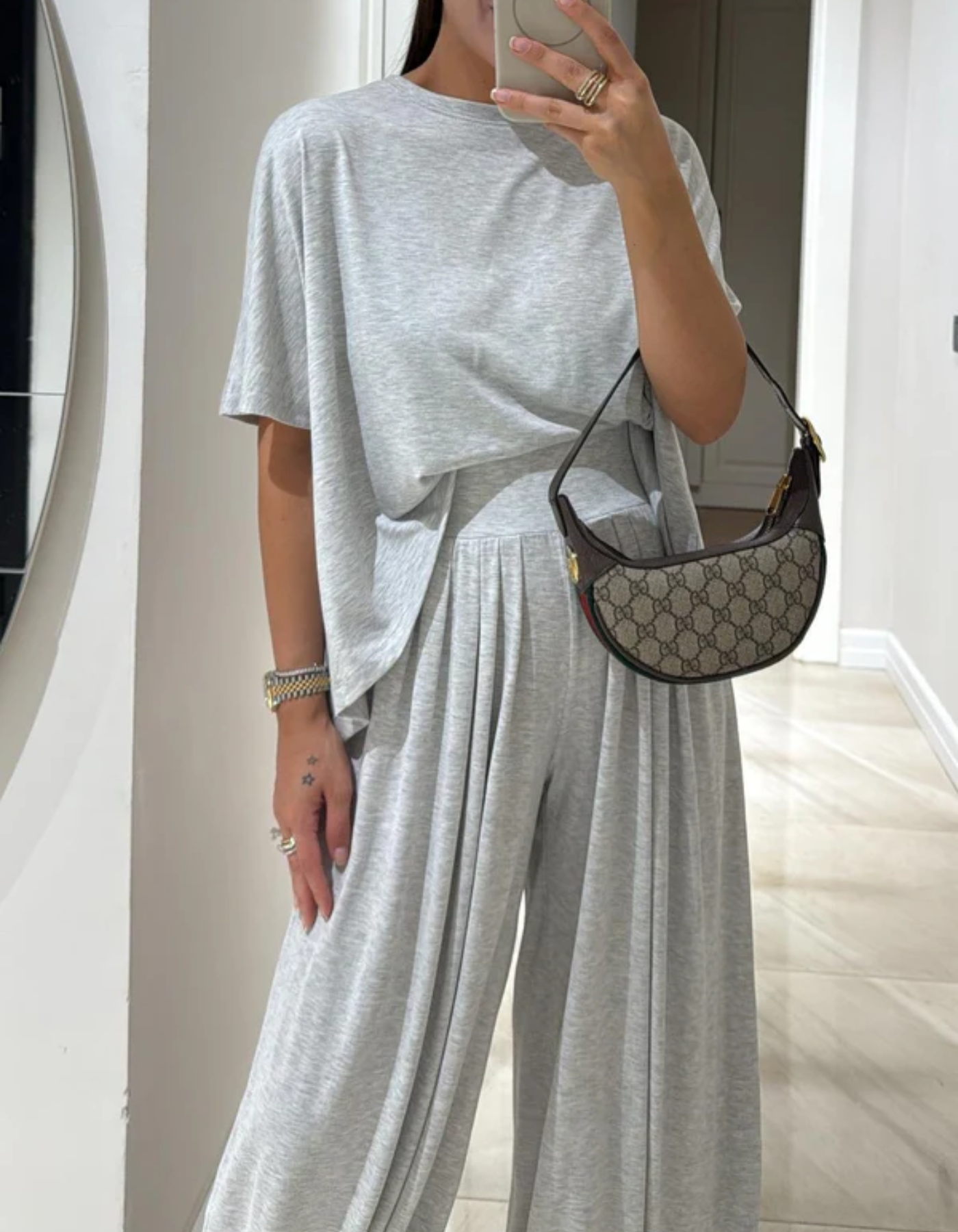 Lunavie – Relaxed drape fit – Two-piece loungewear set