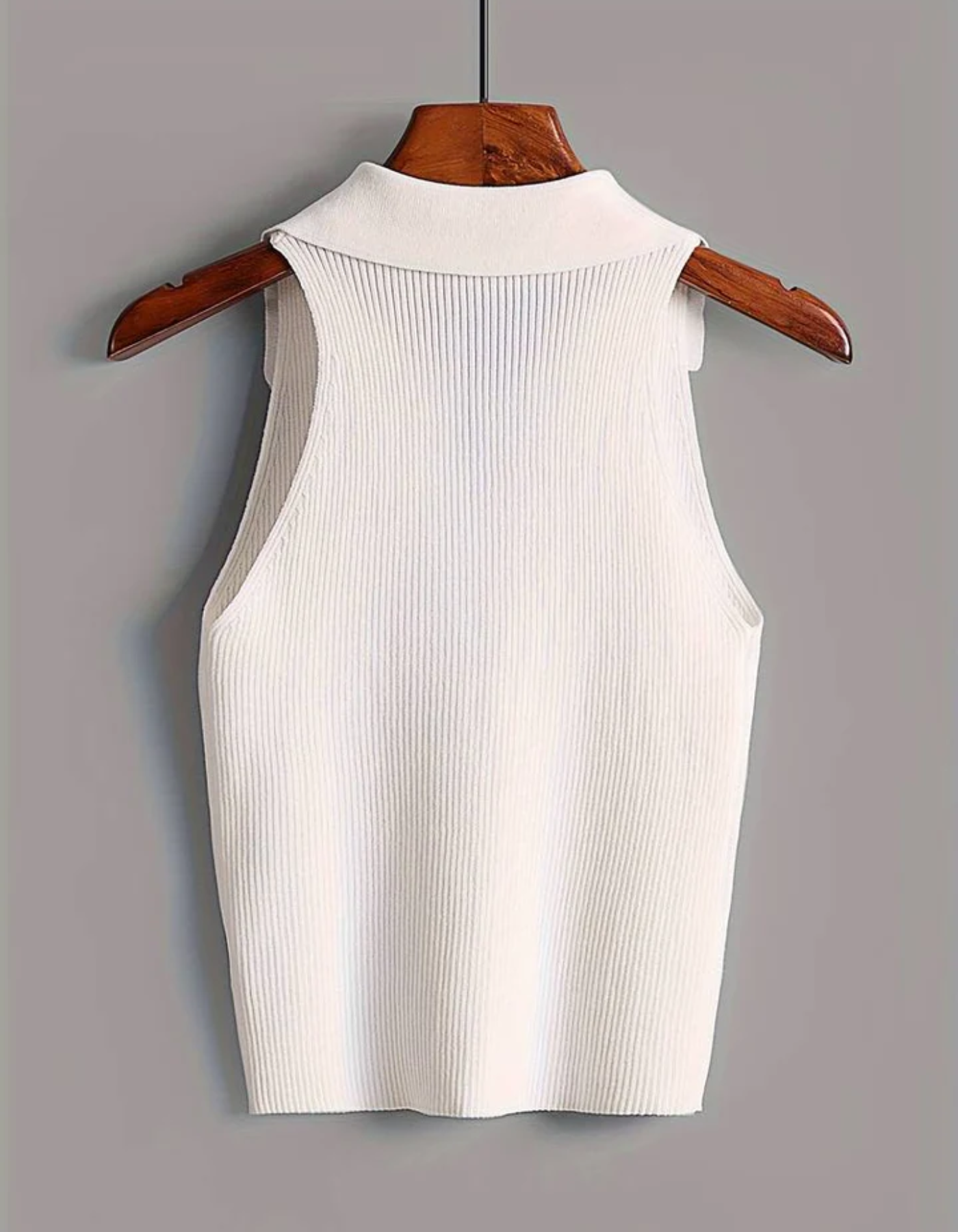 Lara – Chic Ribbed Design – Polo Top