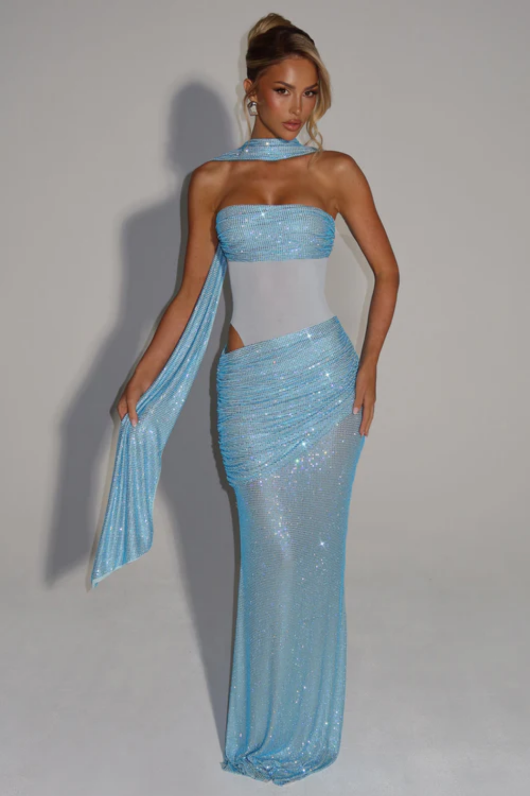Adriella – Sparkling detail – Evening gown