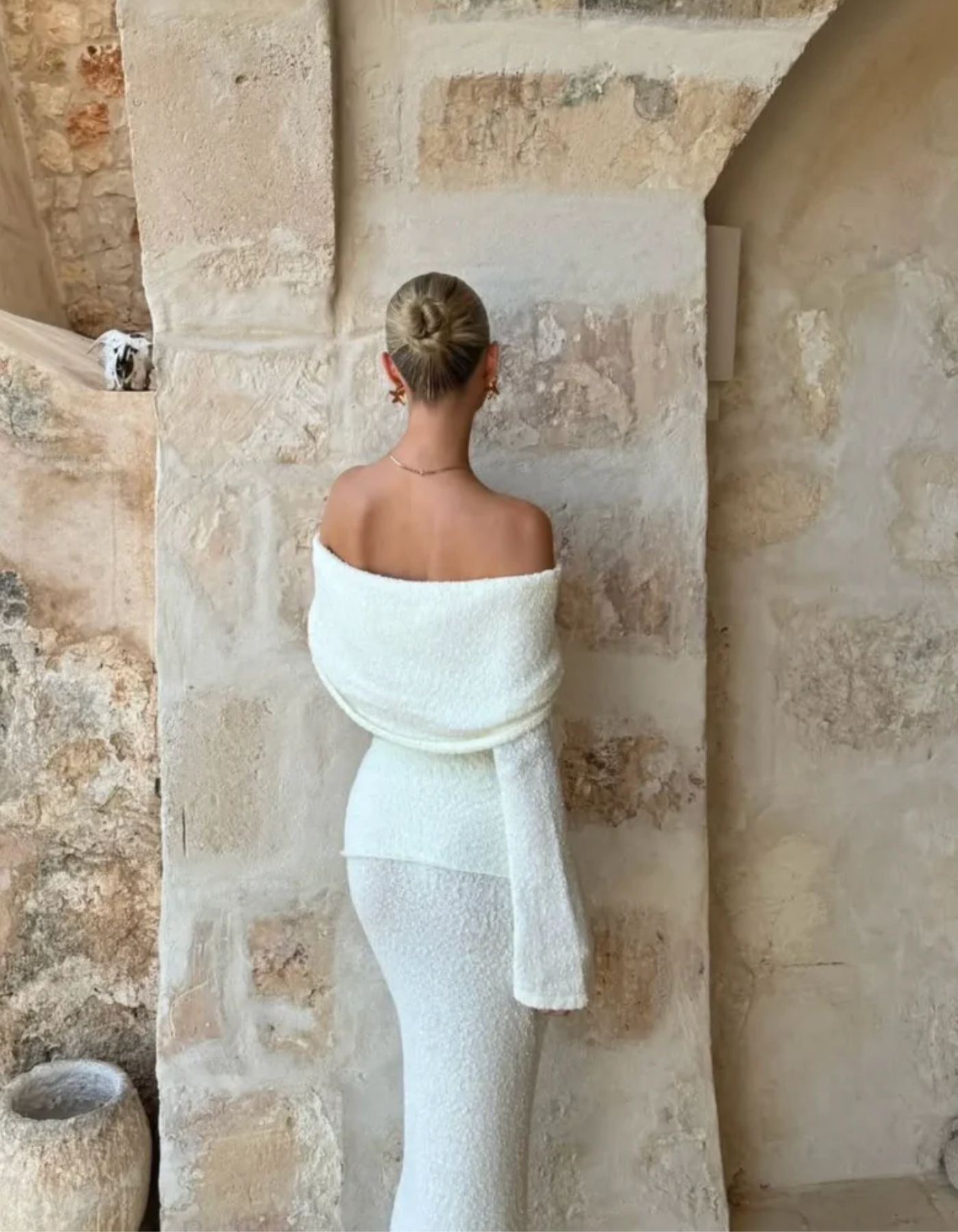 Alessa – Off-shoulder elegance – Two-piece set