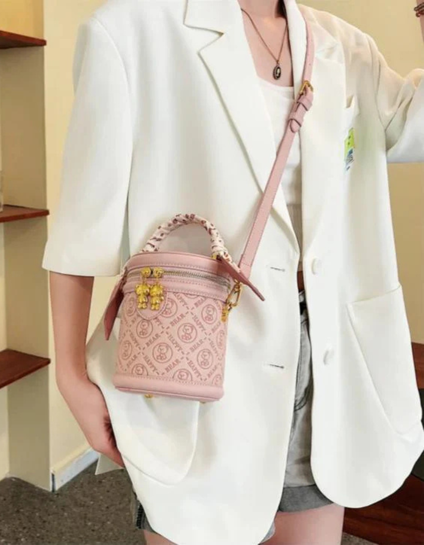 Lunetta – Gold teddy lock – Crossbody handbag