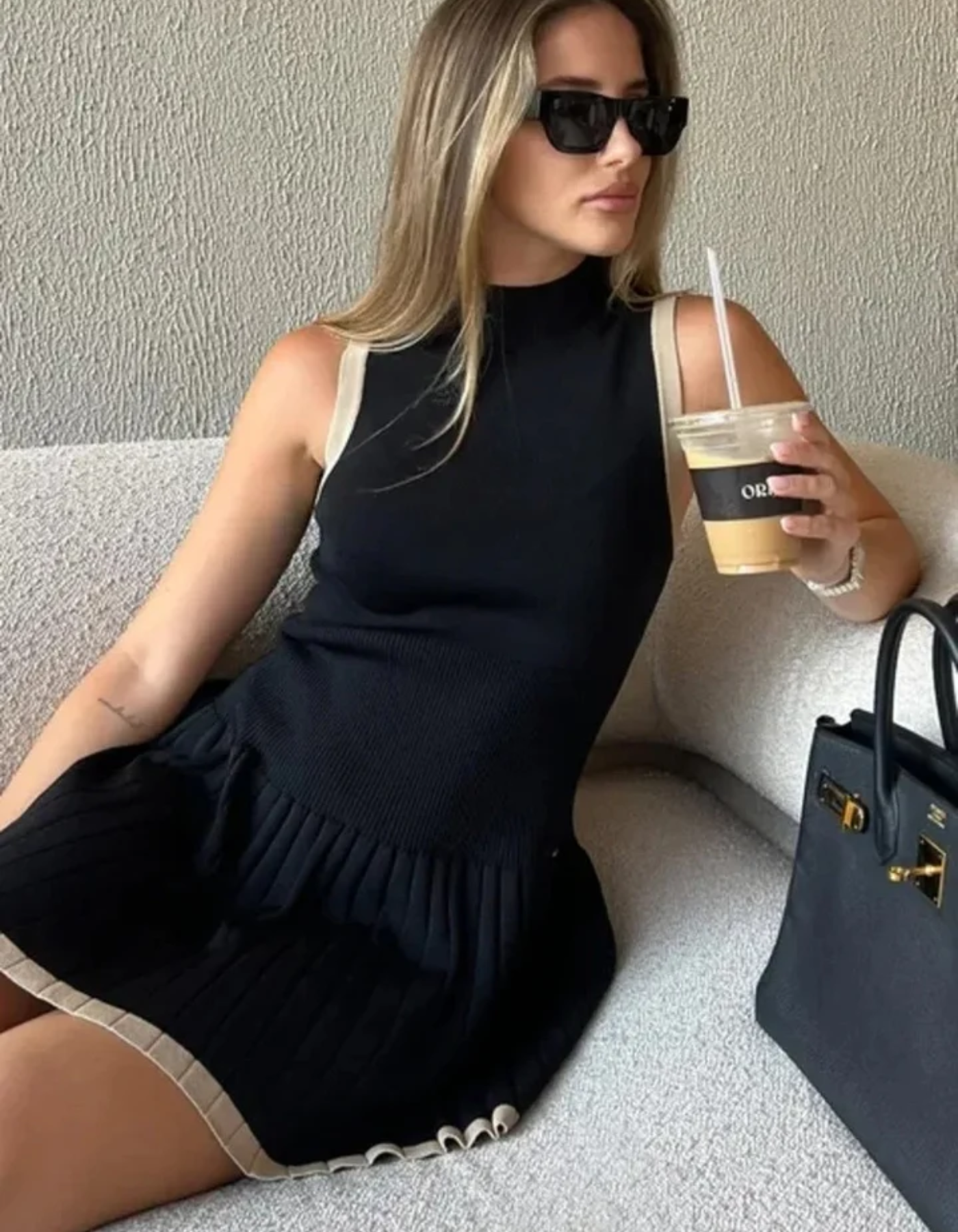Alessia – Pleated Elegance – Sleeveless Dress