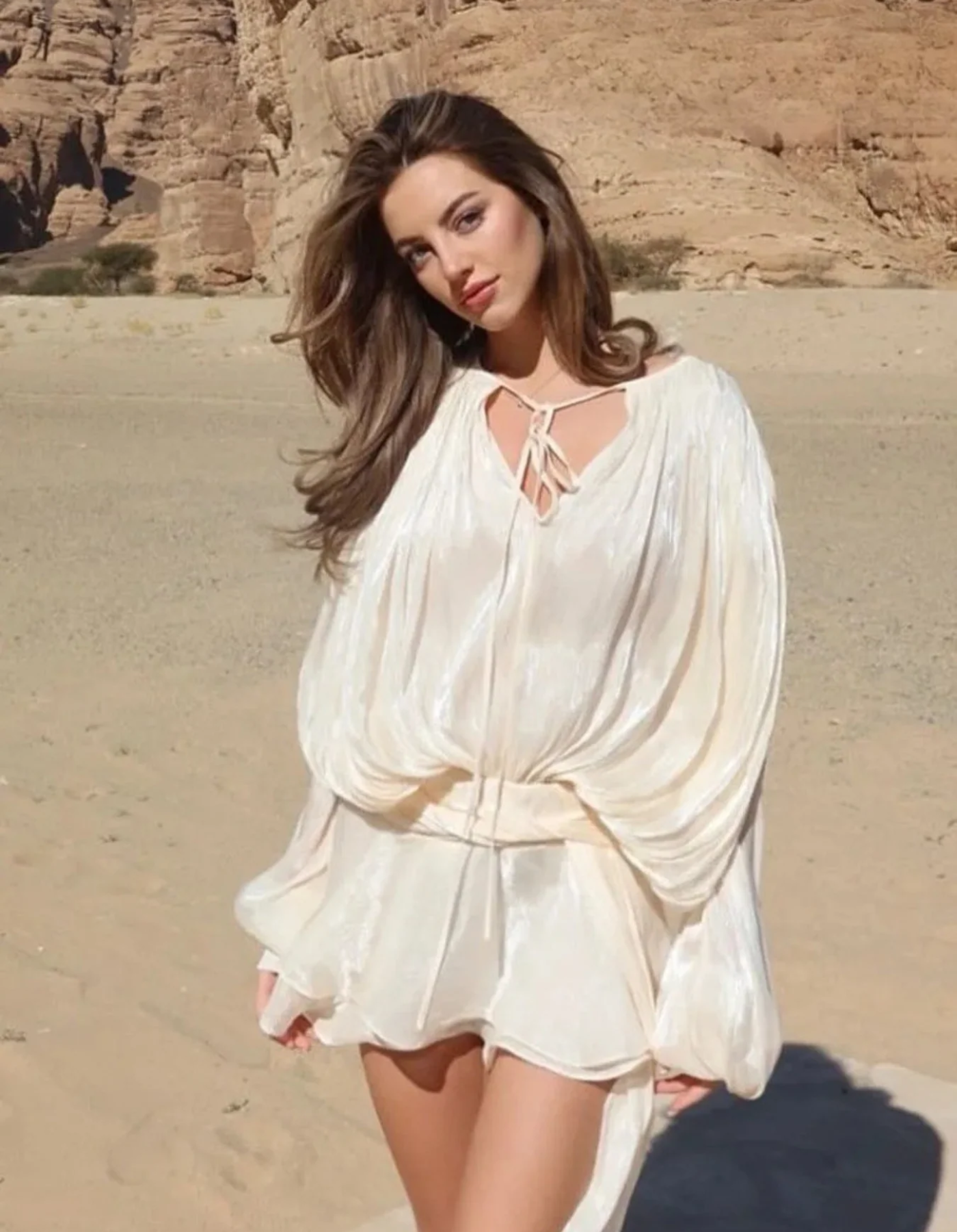 Amarah – Flowing silhouette – Mini dress