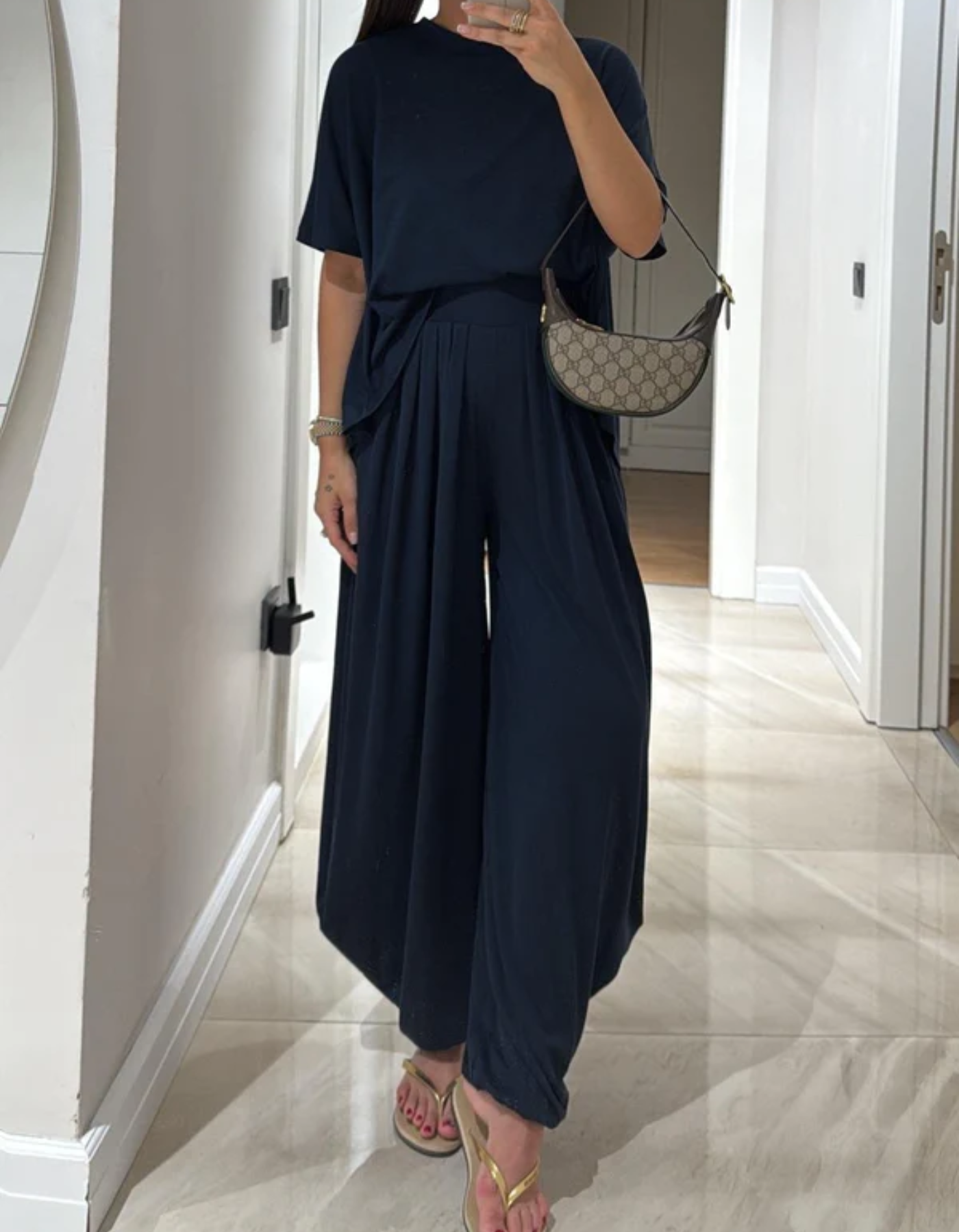 Lunavie – Relaxed drape fit – Two-piece loungewear set