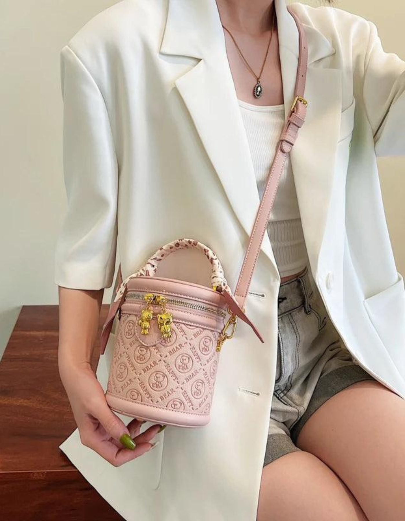 Lunetta – Gold teddy lock – Crossbody handbag
