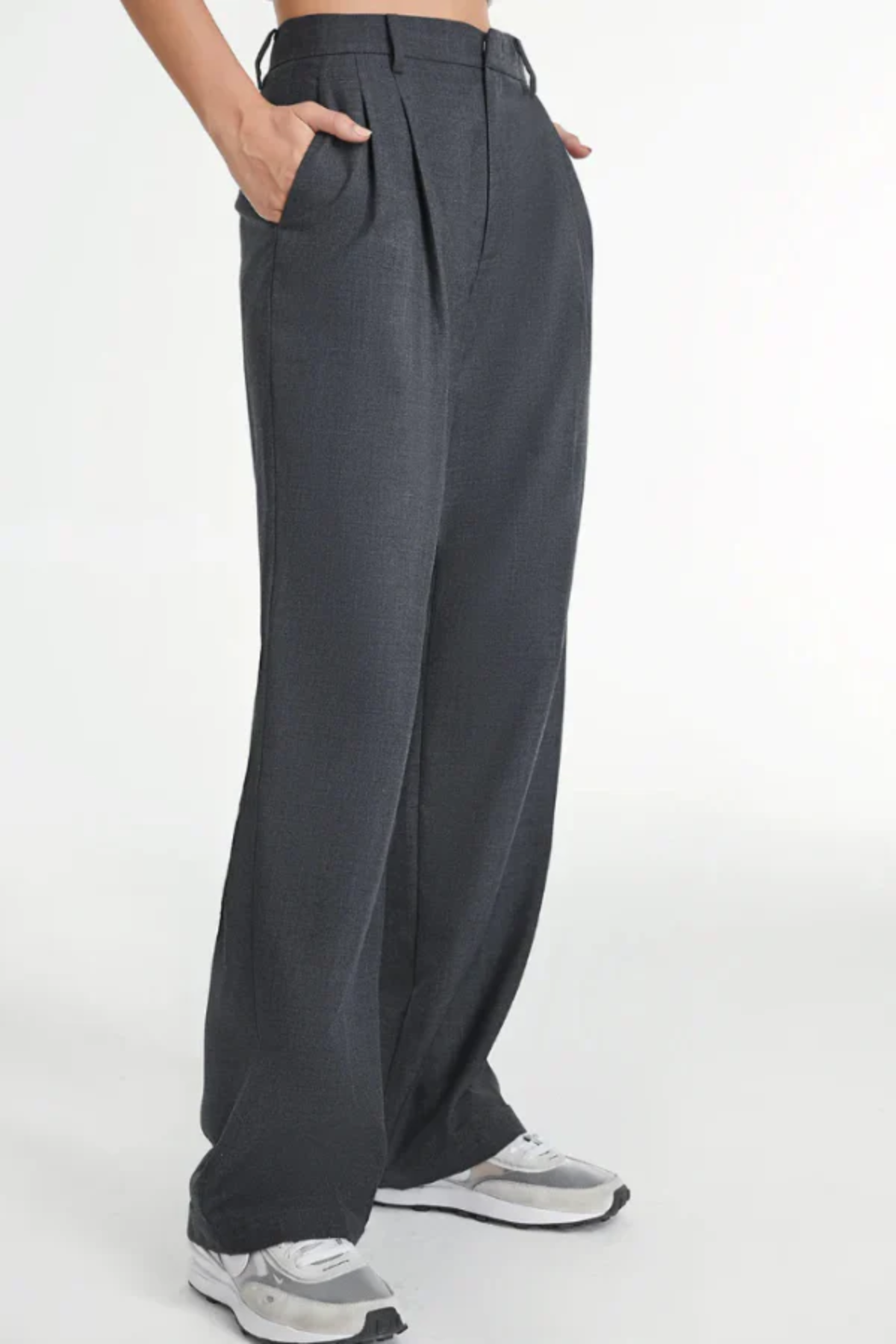 Ariella – Tailored Elegance – Wide-Leg Trousers