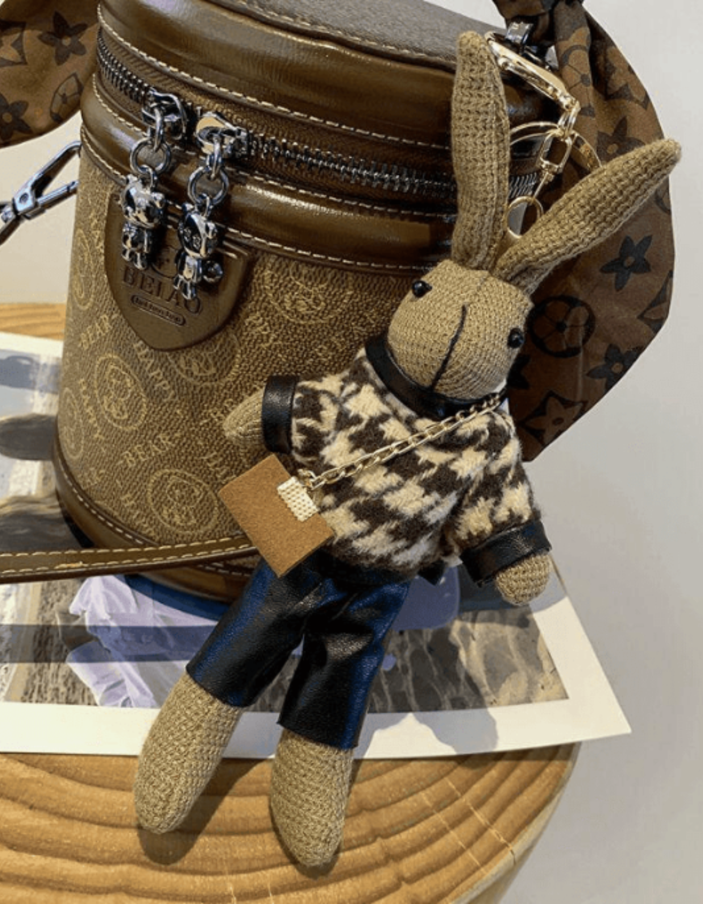 Capucinetta – Monogram bunny detail – Crossbody handbag
