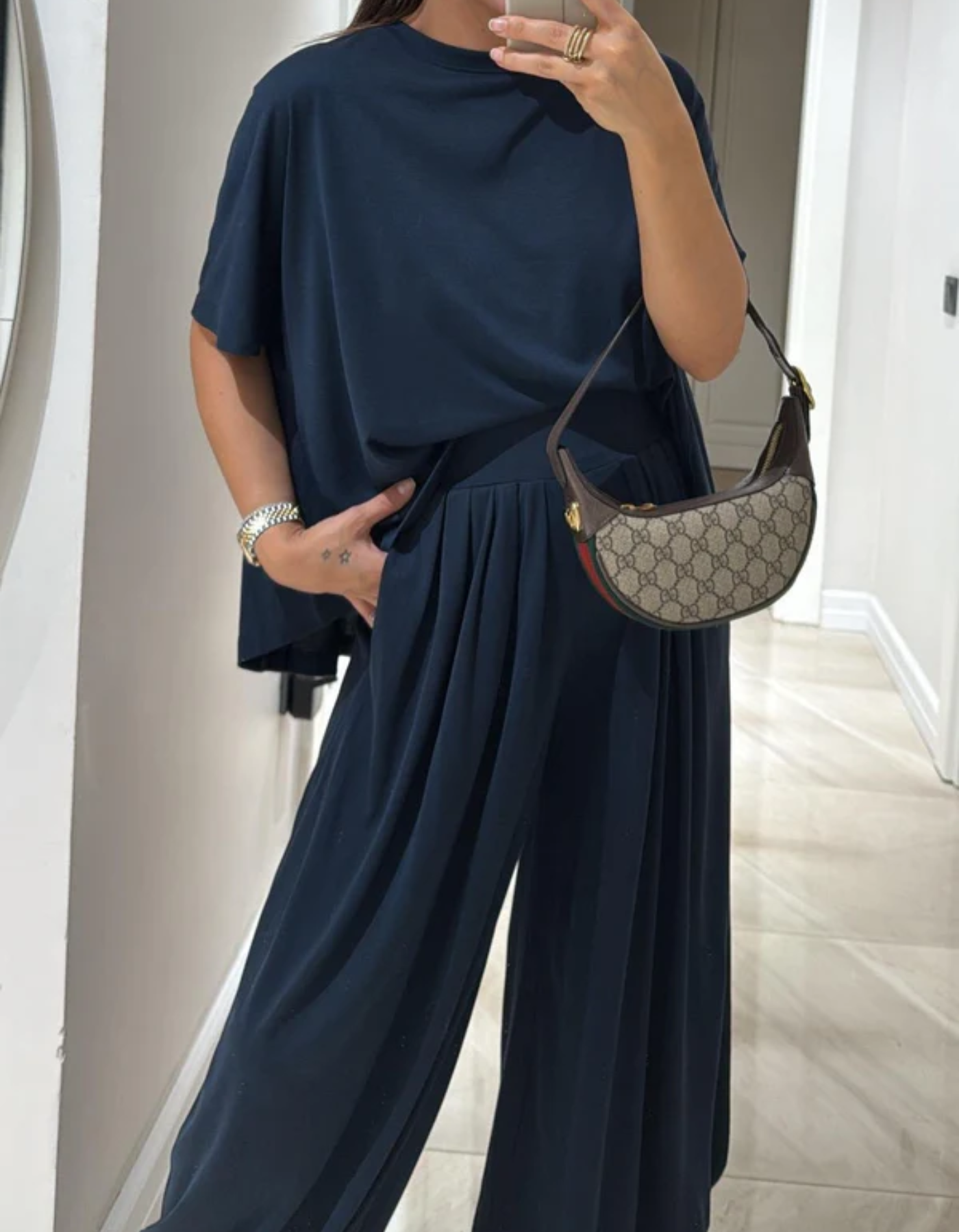 Lunavie – Relaxed drape fit – Two-piece loungewear set