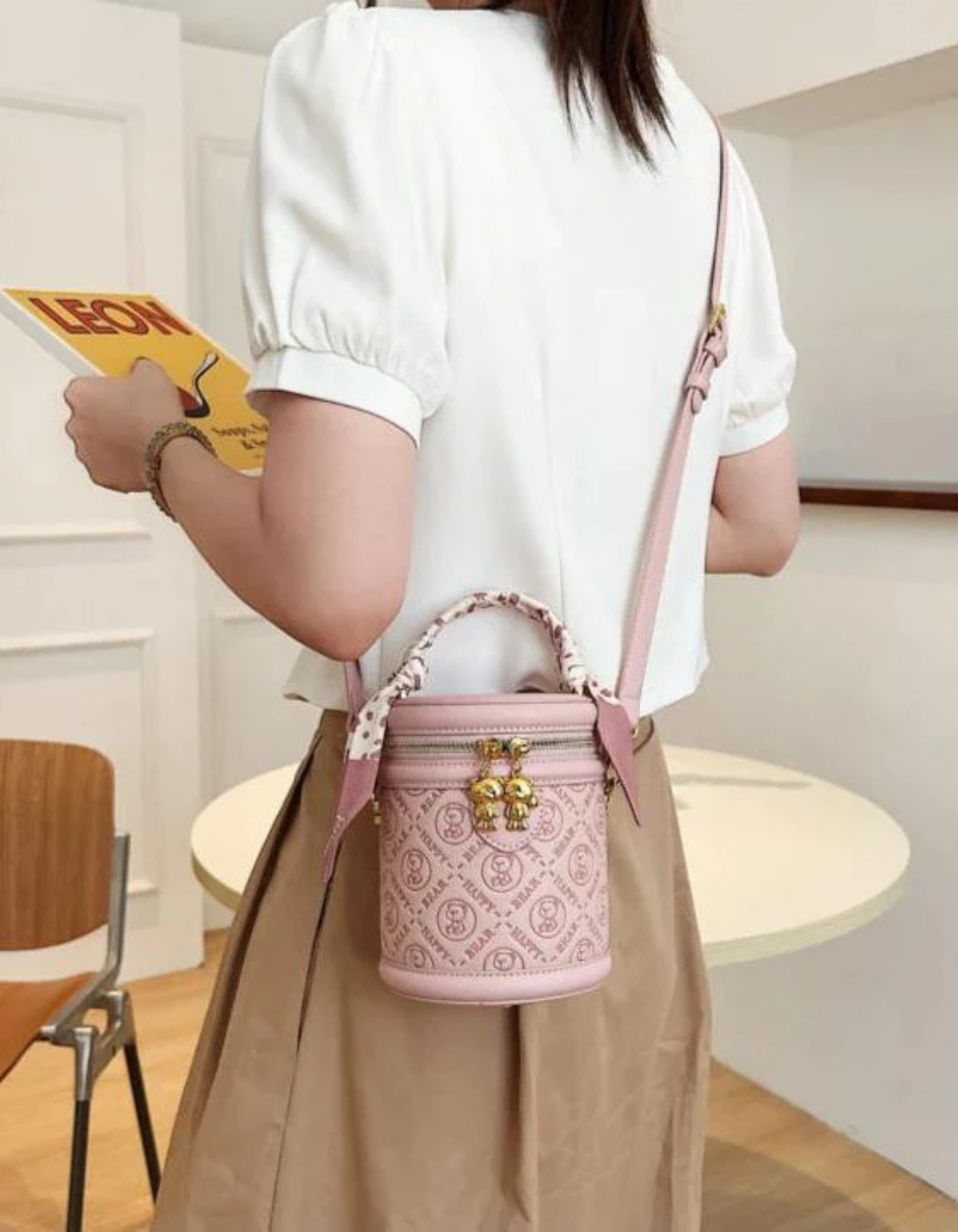 Lunetta – Gold teddy lock – Crossbody handbag