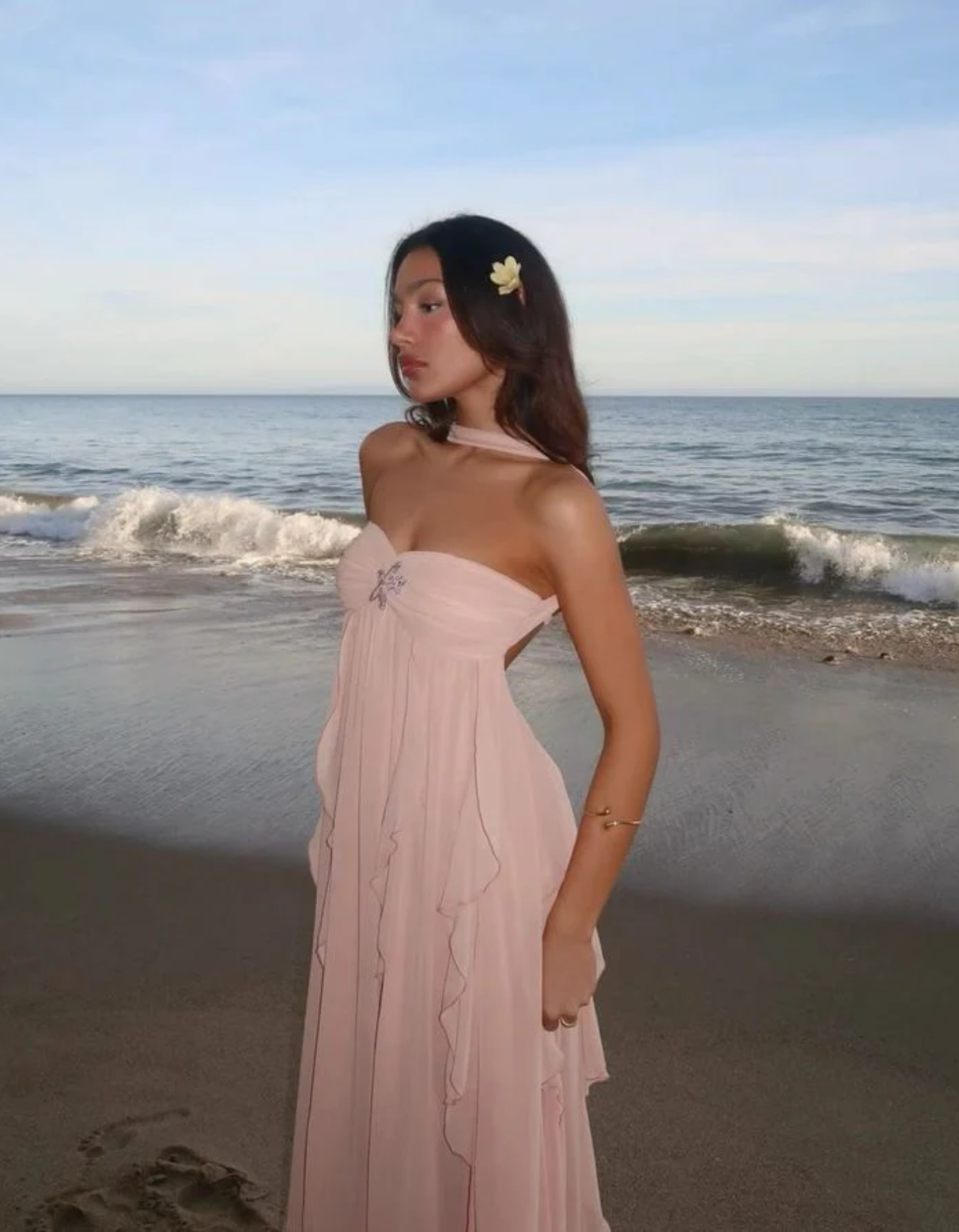 Celia – Romantic ruffle details – Evening gown