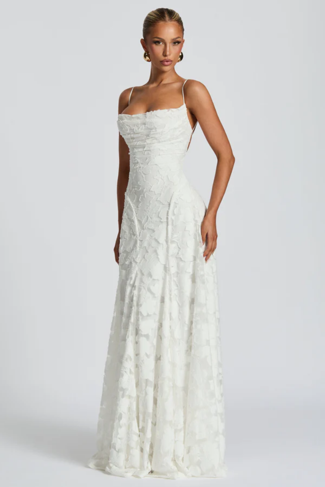 Lunariare – Floral lace elegance – Maxi dress