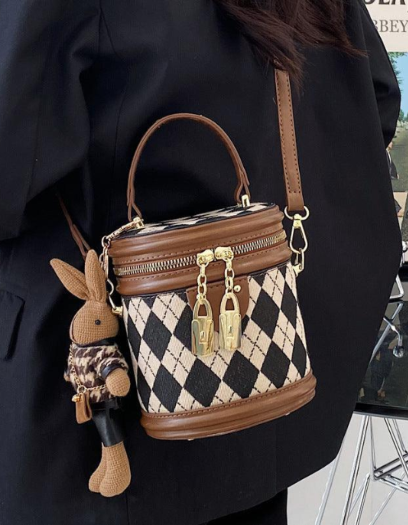 Tessalyn – Argyle bunny charm – Crossbody handbag
