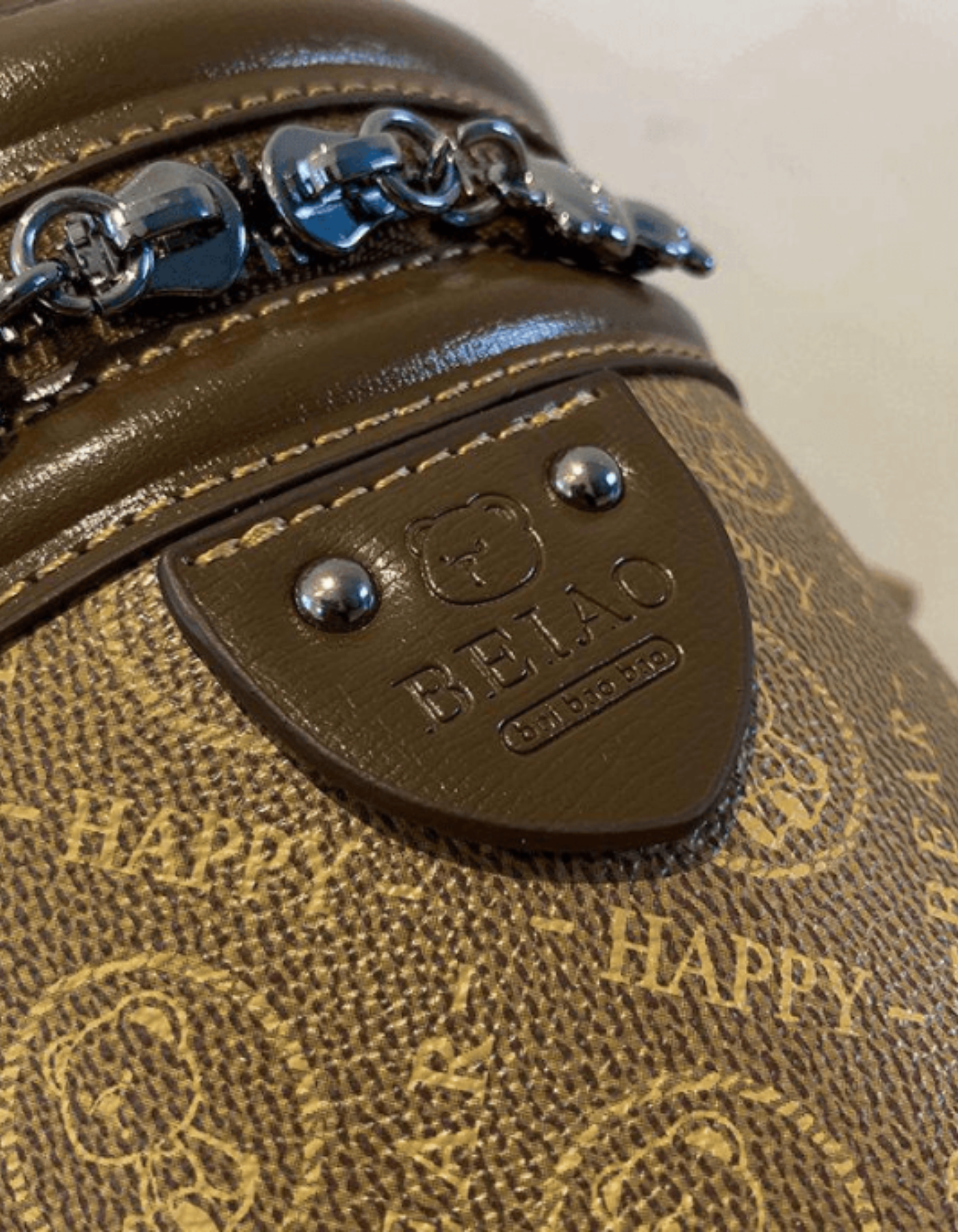 Capucinetta – Monogram bunny detail – Crossbody handbag