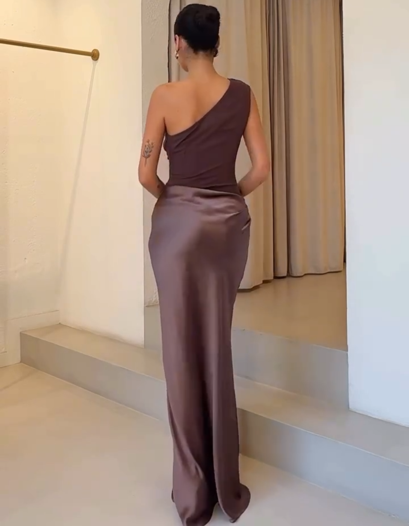 Amaretta – Sculpted drape – Satin evening gown-10174855872839-Ivory Ombre
