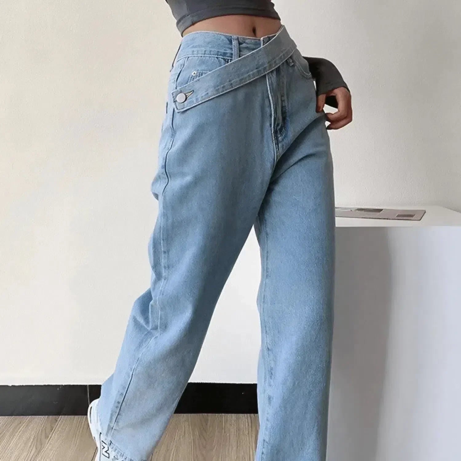 Casila – Asymmetrical closure – Straight-leg jeans-10174843420999-Ivory Ombre