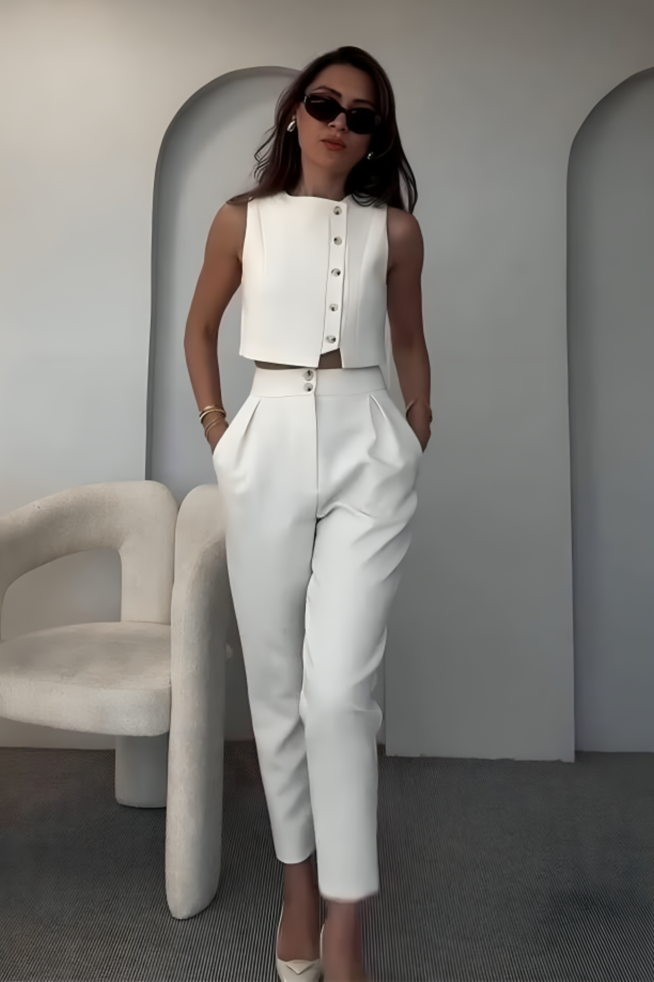Émara – Tailored minimal – Cropped vest & tapered trousers set-10174862917959-Ivory Ombre