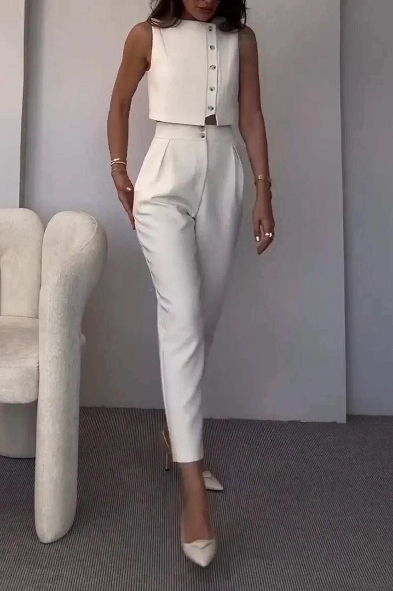 Émara – Tailored minimal – Cropped vest & tapered trousers set-10174862917959-Ivory Ombre