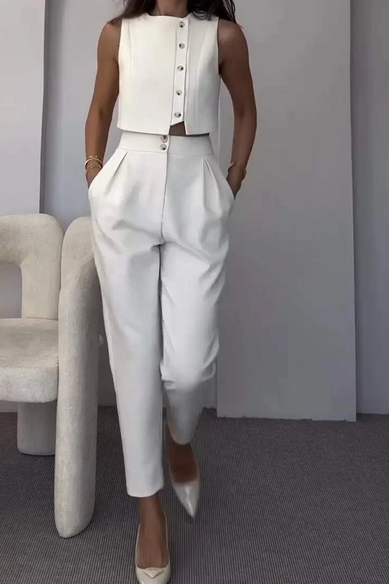 Émara – Tailored minimal – Cropped vest & tapered trousers set-10174862917959-Ivory Ombre