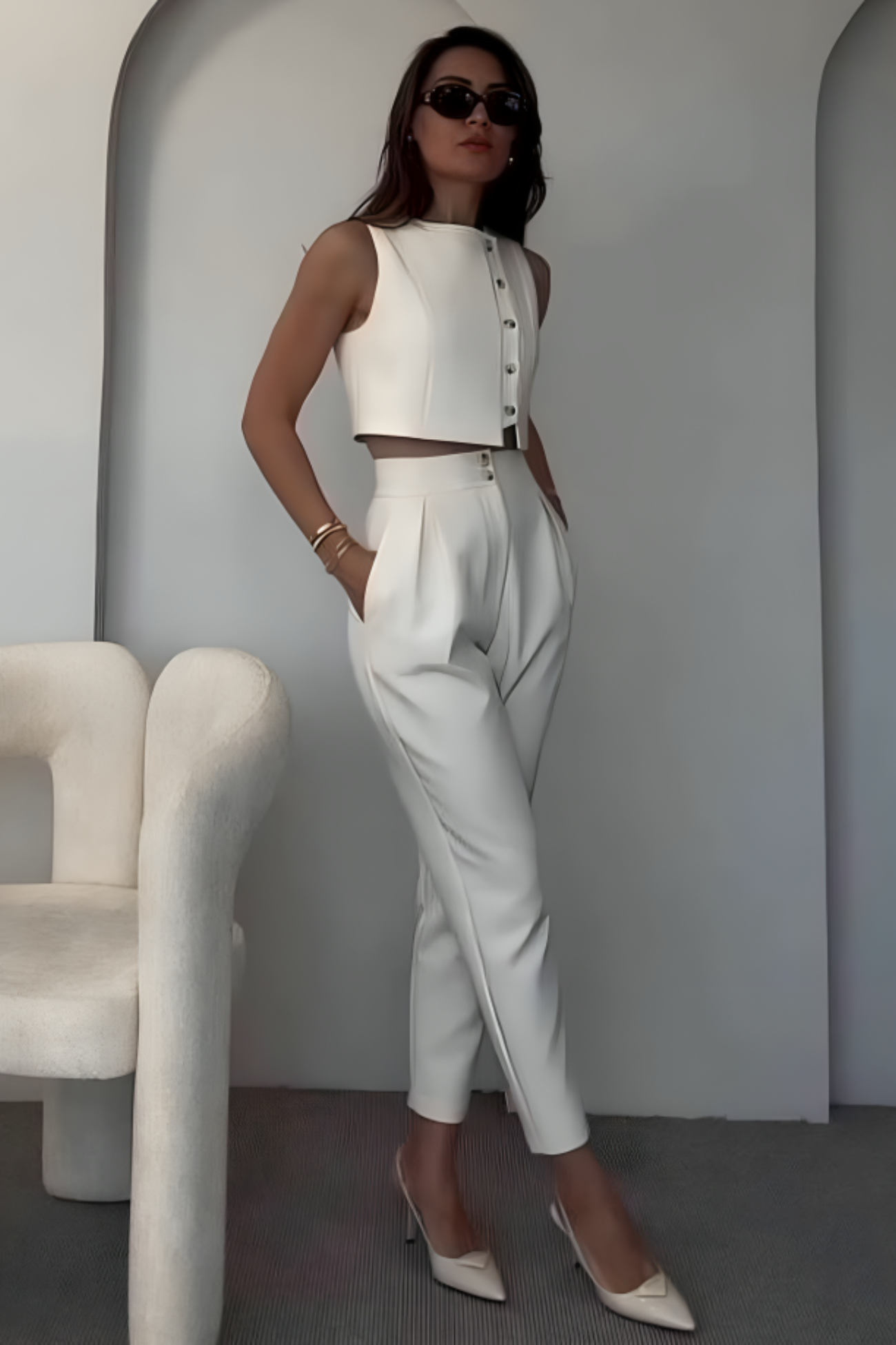 Émara – Tailored minimal – Cropped vest & tapered trousers set-10174862917959-Ivory Ombre