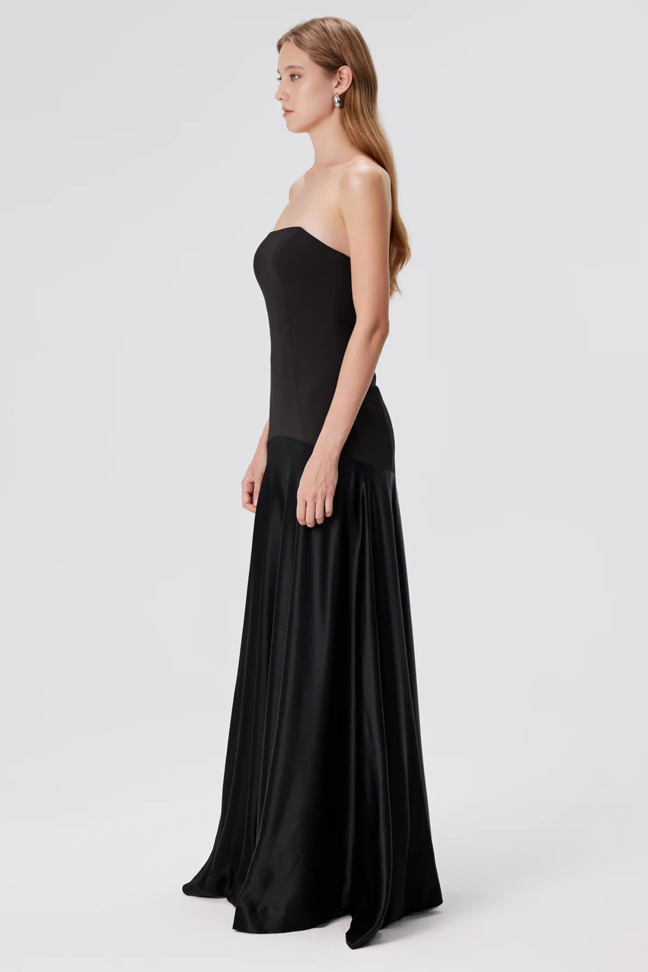 Isavelle – Sculpted fit – Strapless evening gown-10178271904071-Ivory Ombre