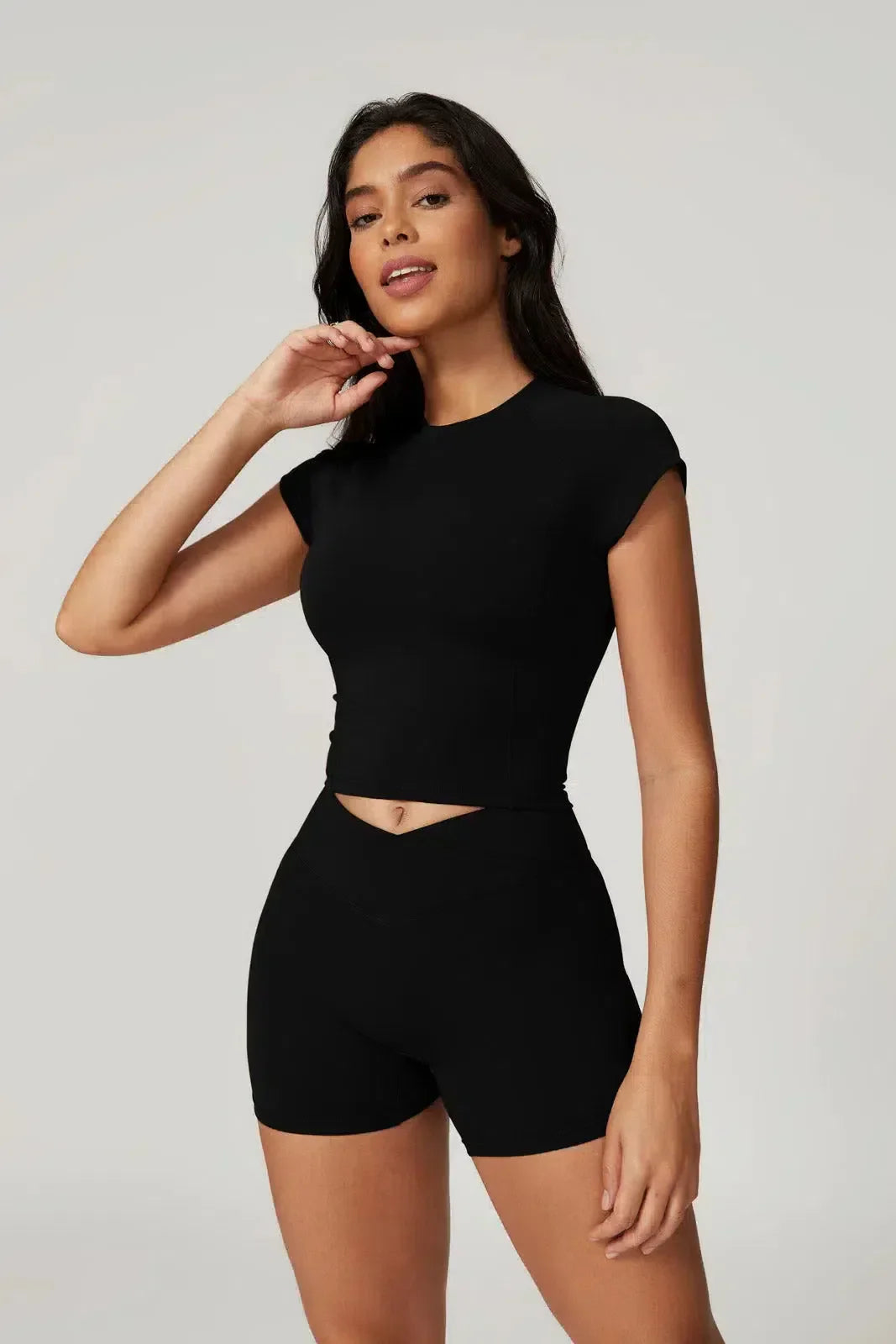 Kaimana – Cropped fit – Top & shorts set-10174860427591-Ivory Ombre