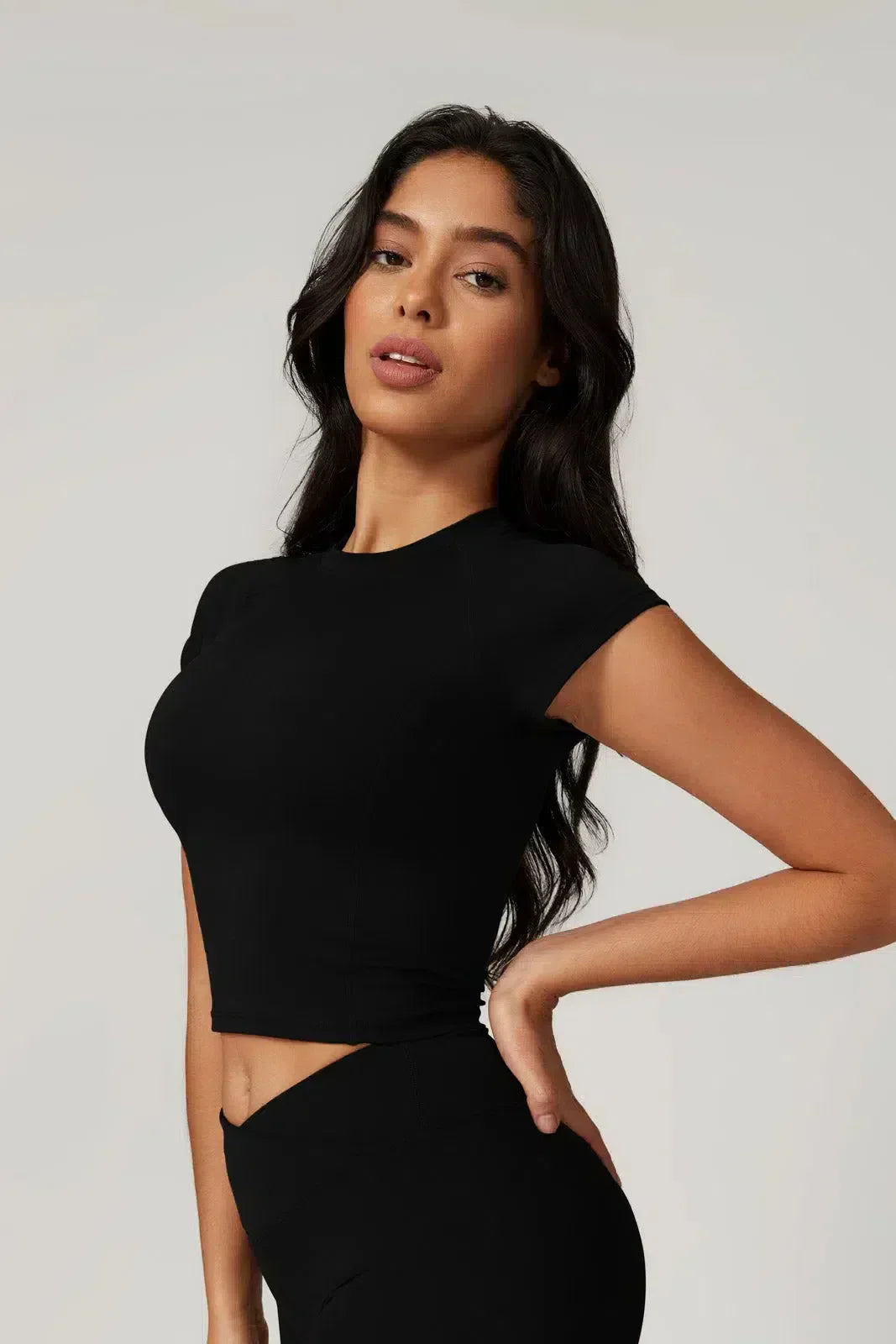 Kaimana – Cropped fit – Top & shorts set-10174860427591-Ivory Ombre