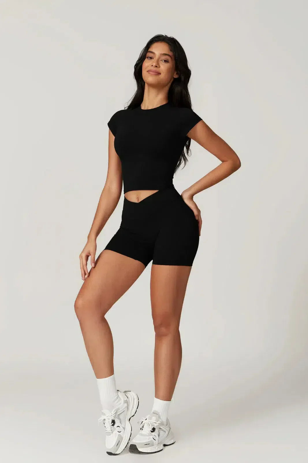 Kaimana – Cropped fit – Top & shorts set-10174860427591-Ivory Ombre