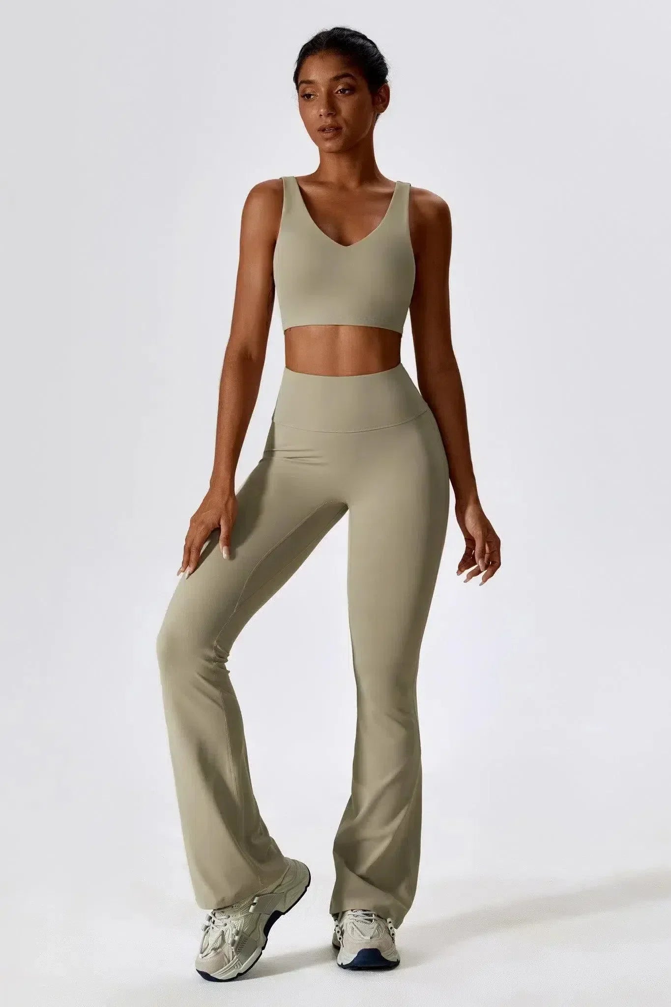 Mariuccia – Scoop neckline – Sports bra & flared leggings set-10174790828359-Ivory Ombre