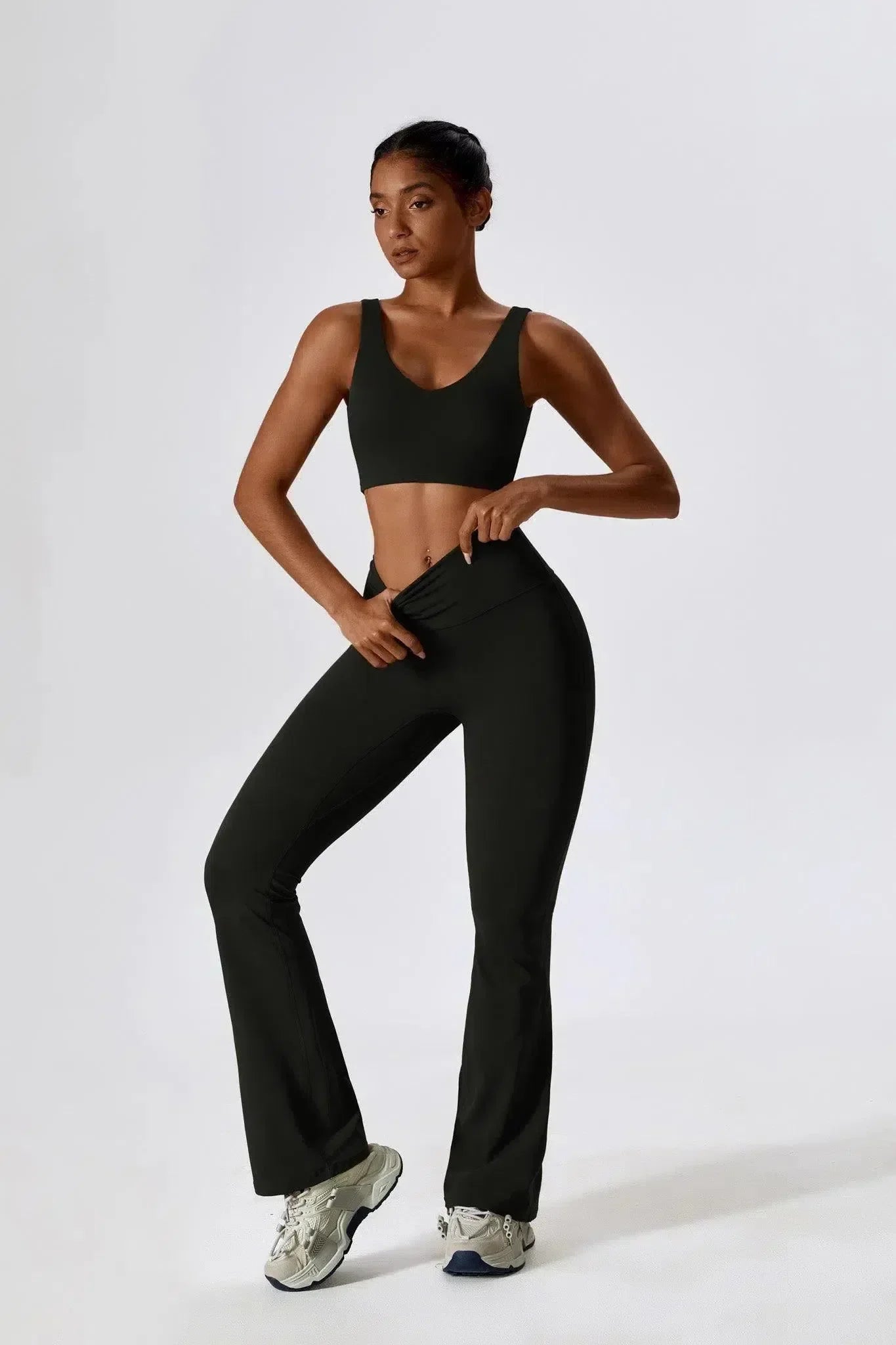 Mariuccia – Scoop neckline – Sports bra & flared leggings set-10174790828359-Ivory Ombre