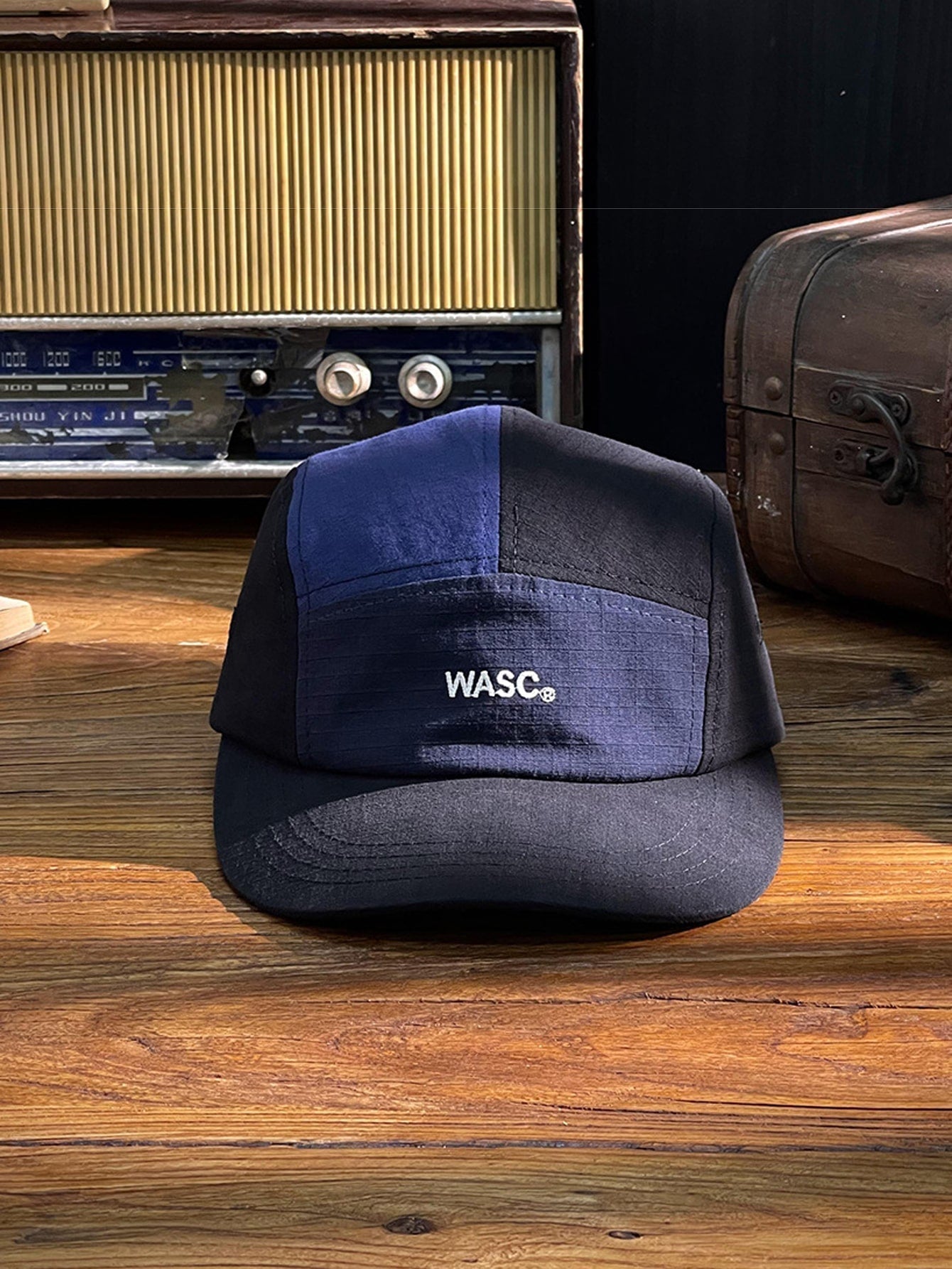 Montwade – Panelled utility – 5-panel cap-10174850007367-Ivory Ombre