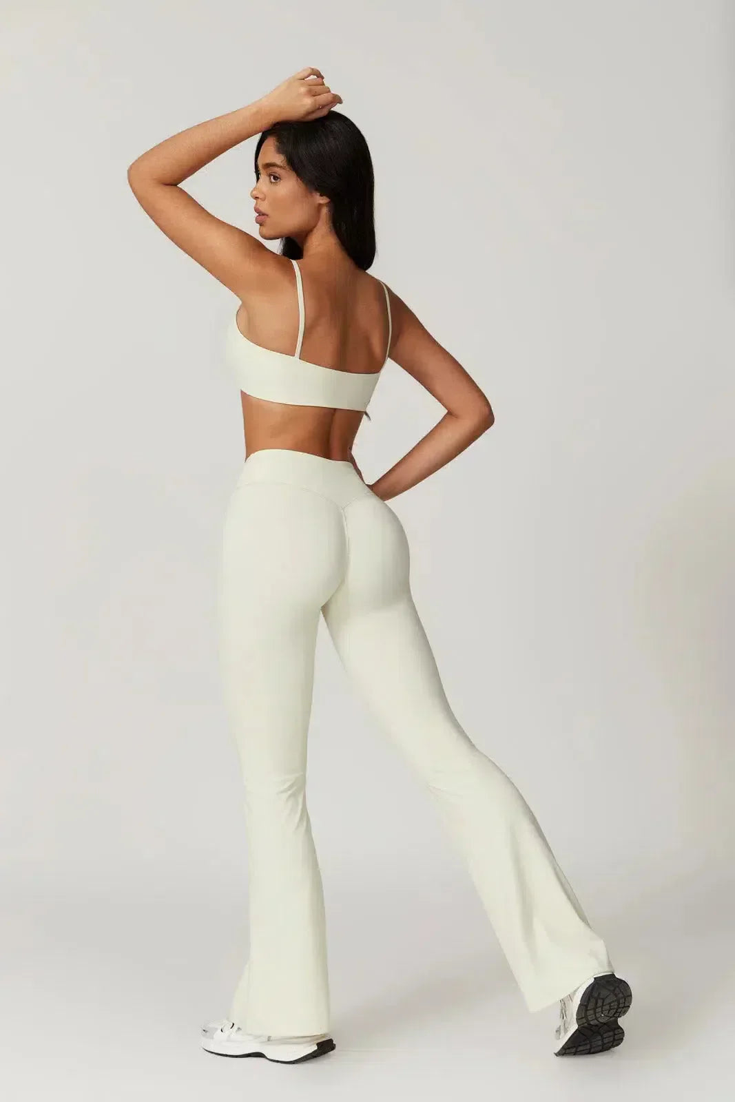 Palmira – U-neckline – Sports bra & flared leggings set-10174790009159-Ivory Ombre