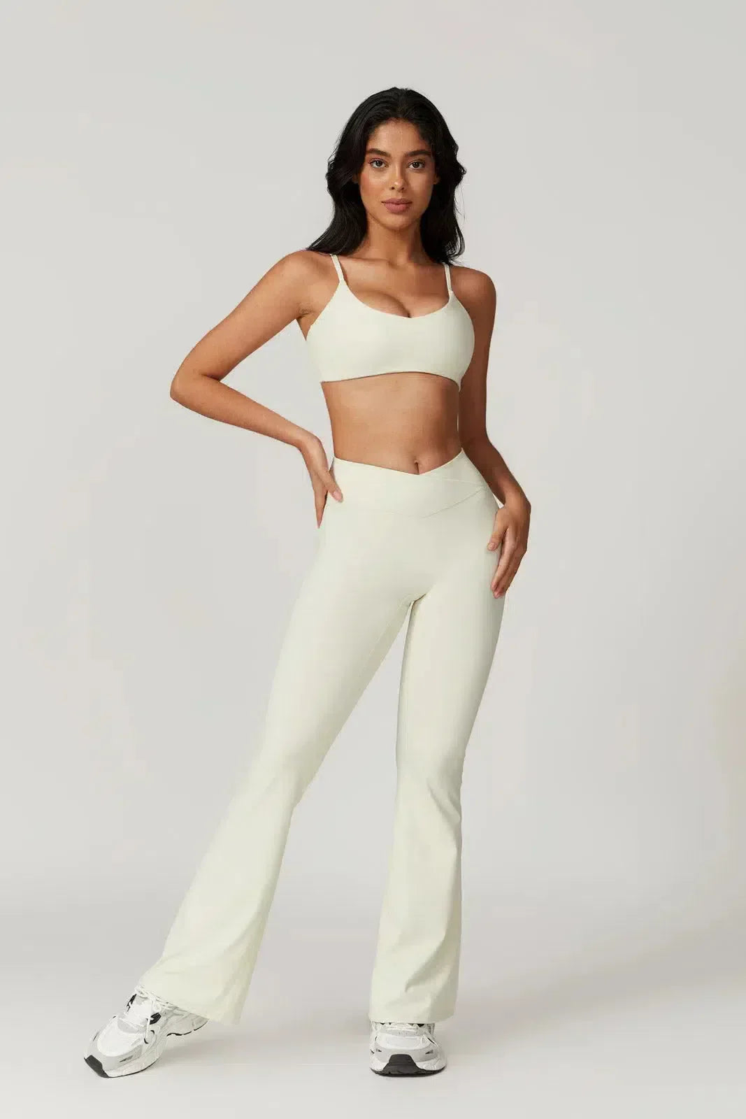 Palmira – U-neckline – Sports bra & flared leggings set-10174790009159-Ivory Ombre