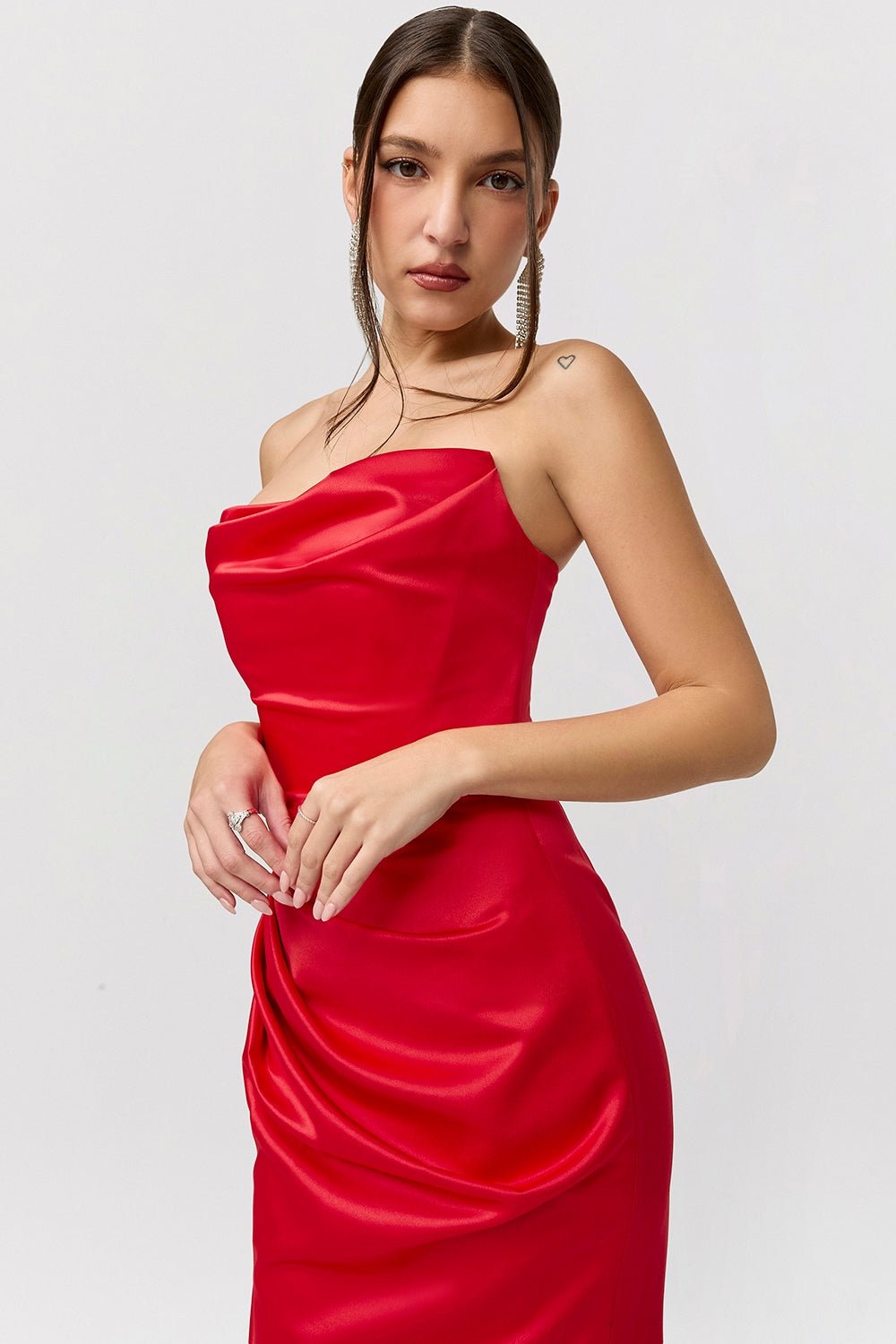 Straviana – Sleek satin drape – Strapless maxi dress